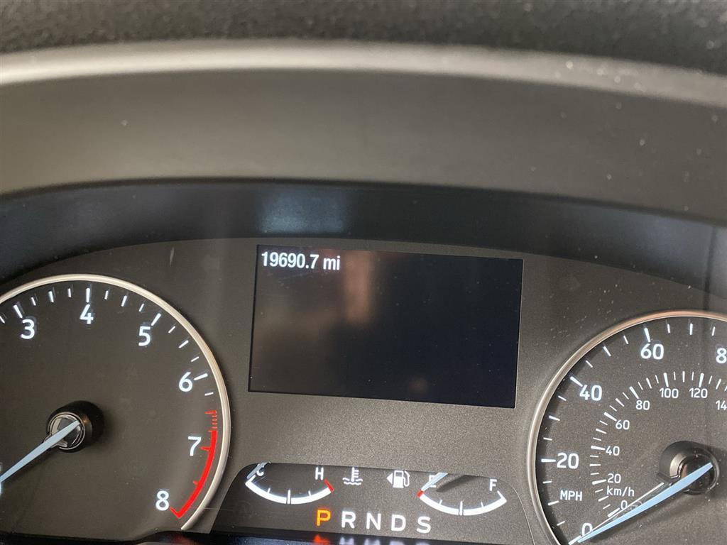 Used 2022 Blue Ford SE image 15