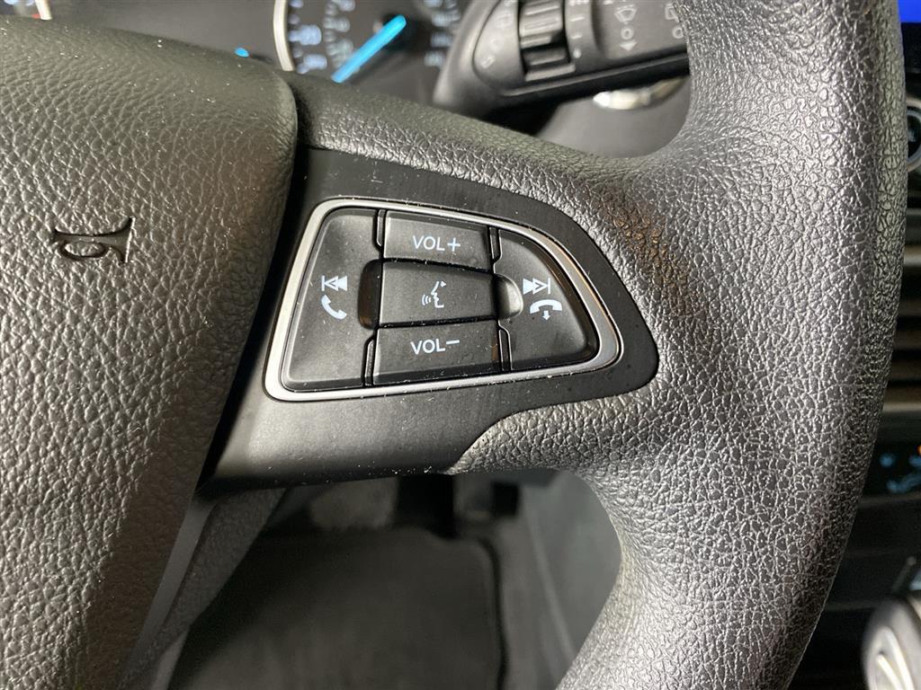 Used 2022 Blue Ford SE image 18