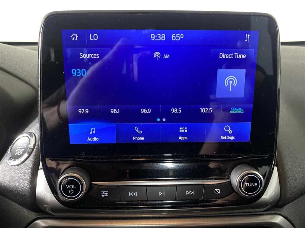 Used 2022 Blue Ford SE image 19