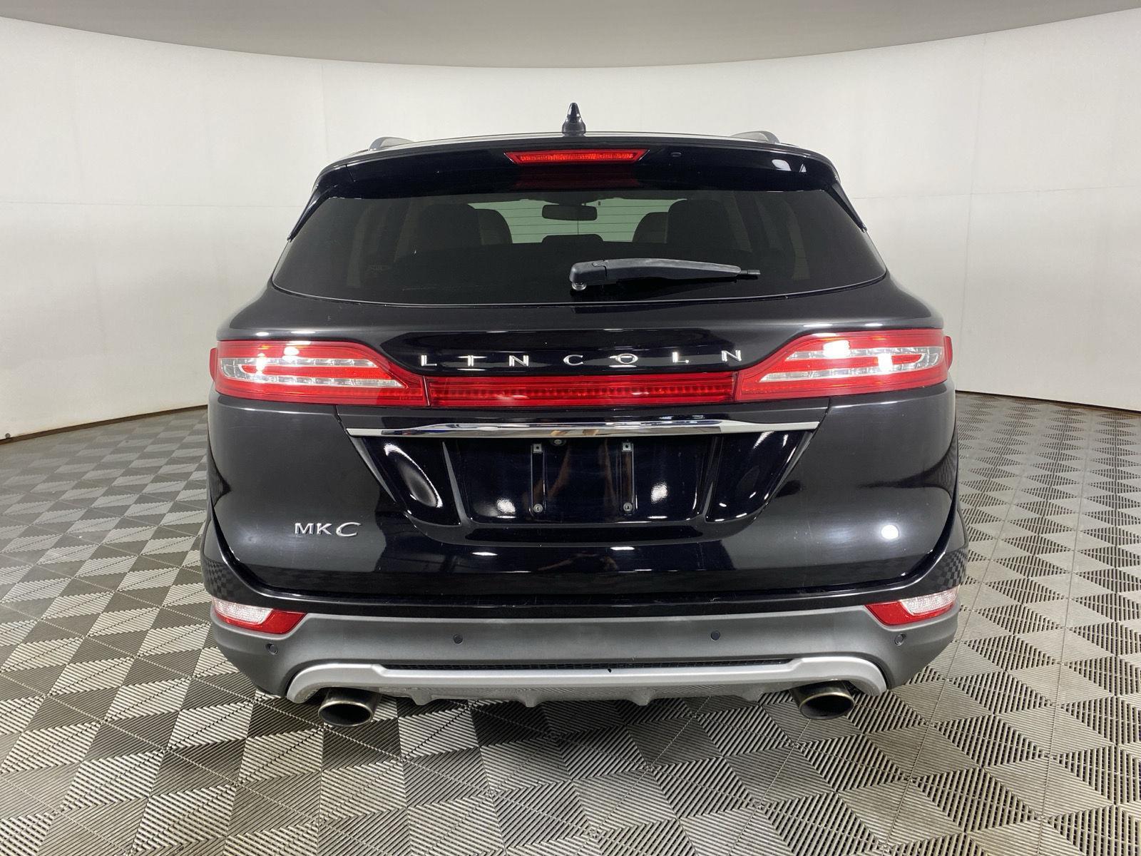 Used 2019 Infinite Black Metallic Lincoln Select image 6