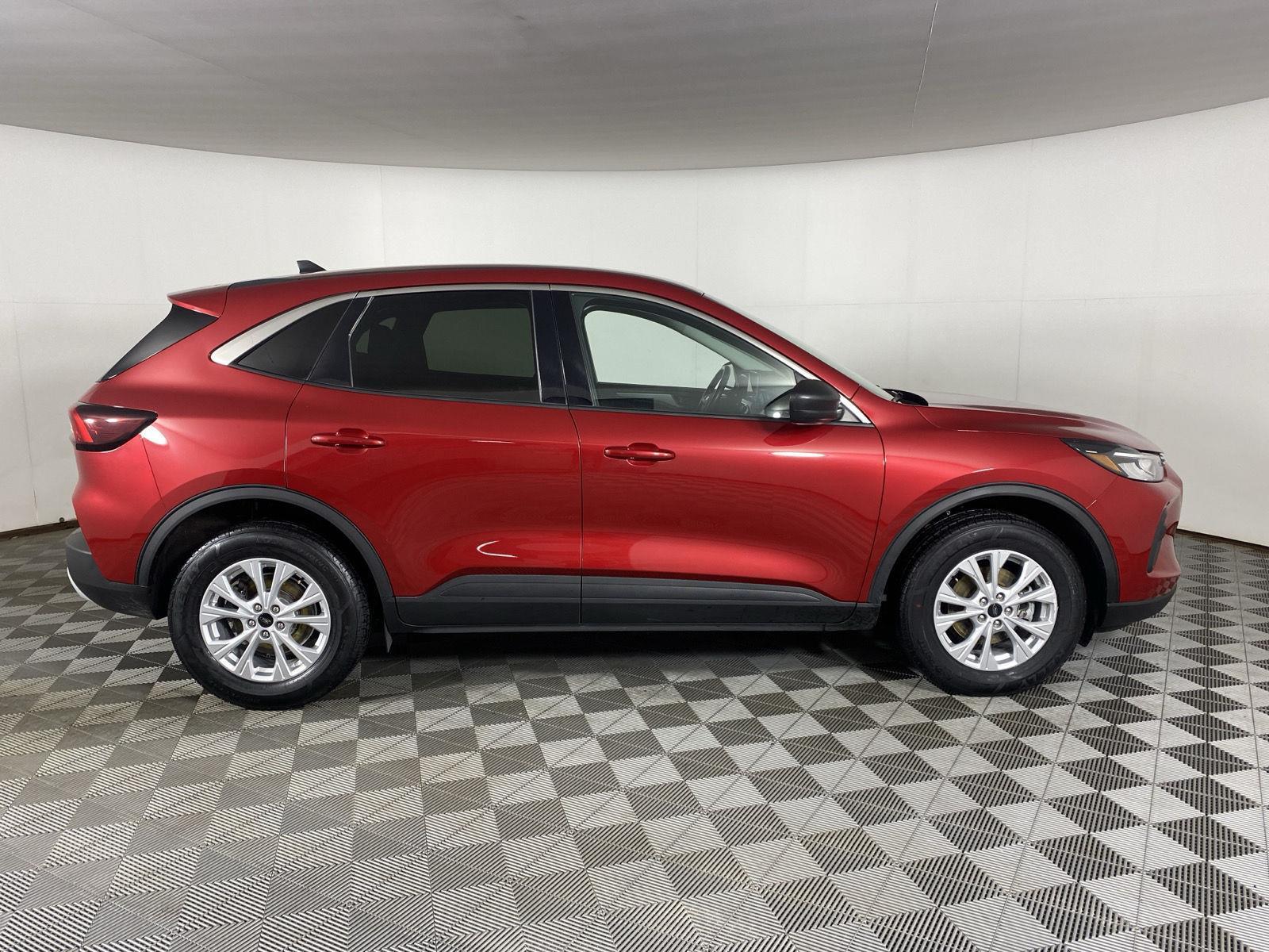 Used 2023 Rapid Red Metallic Tinted Clearcoat Ford Active image 11