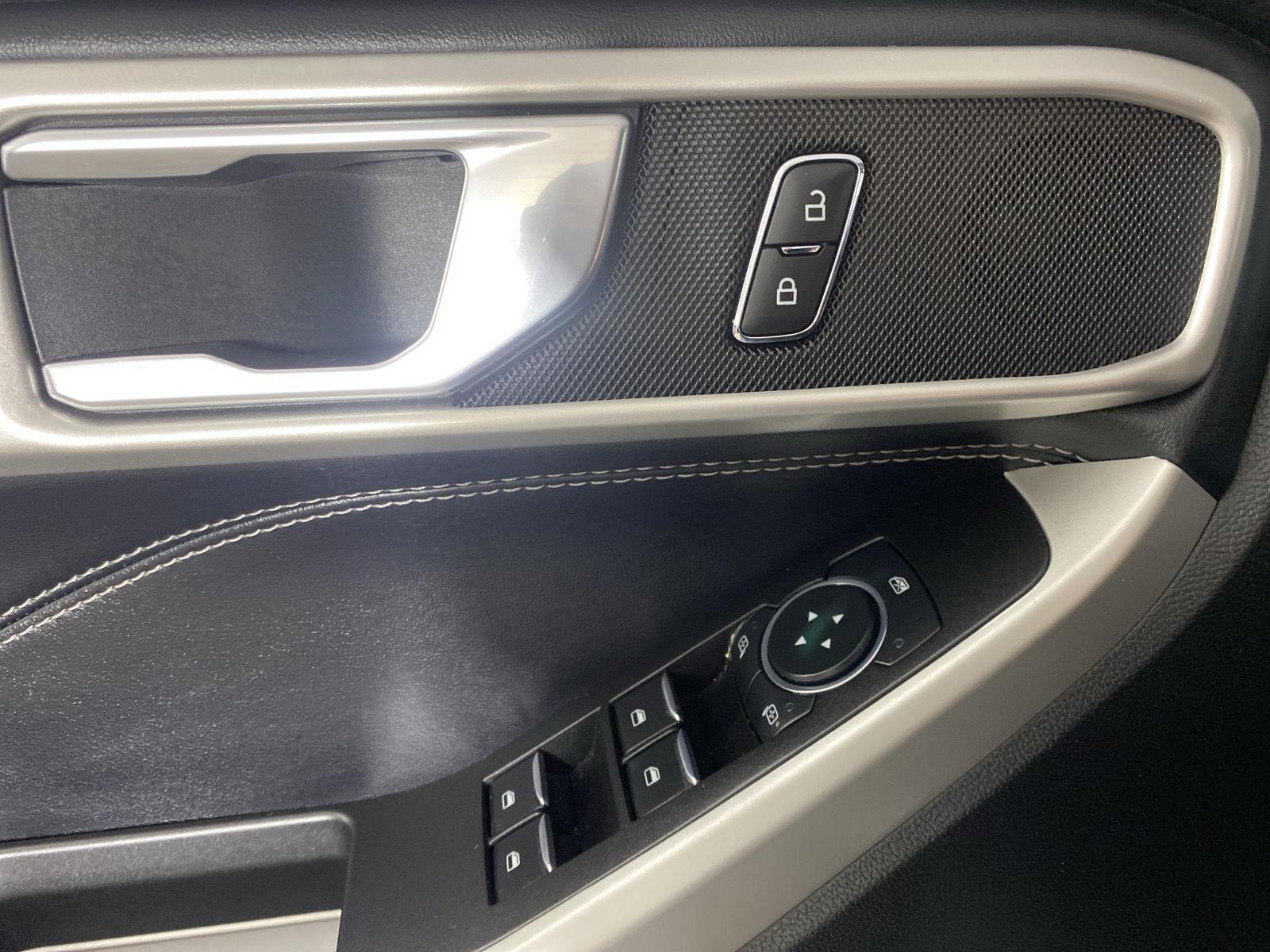 Used 2022 Carbonized Gray Ford  image 15