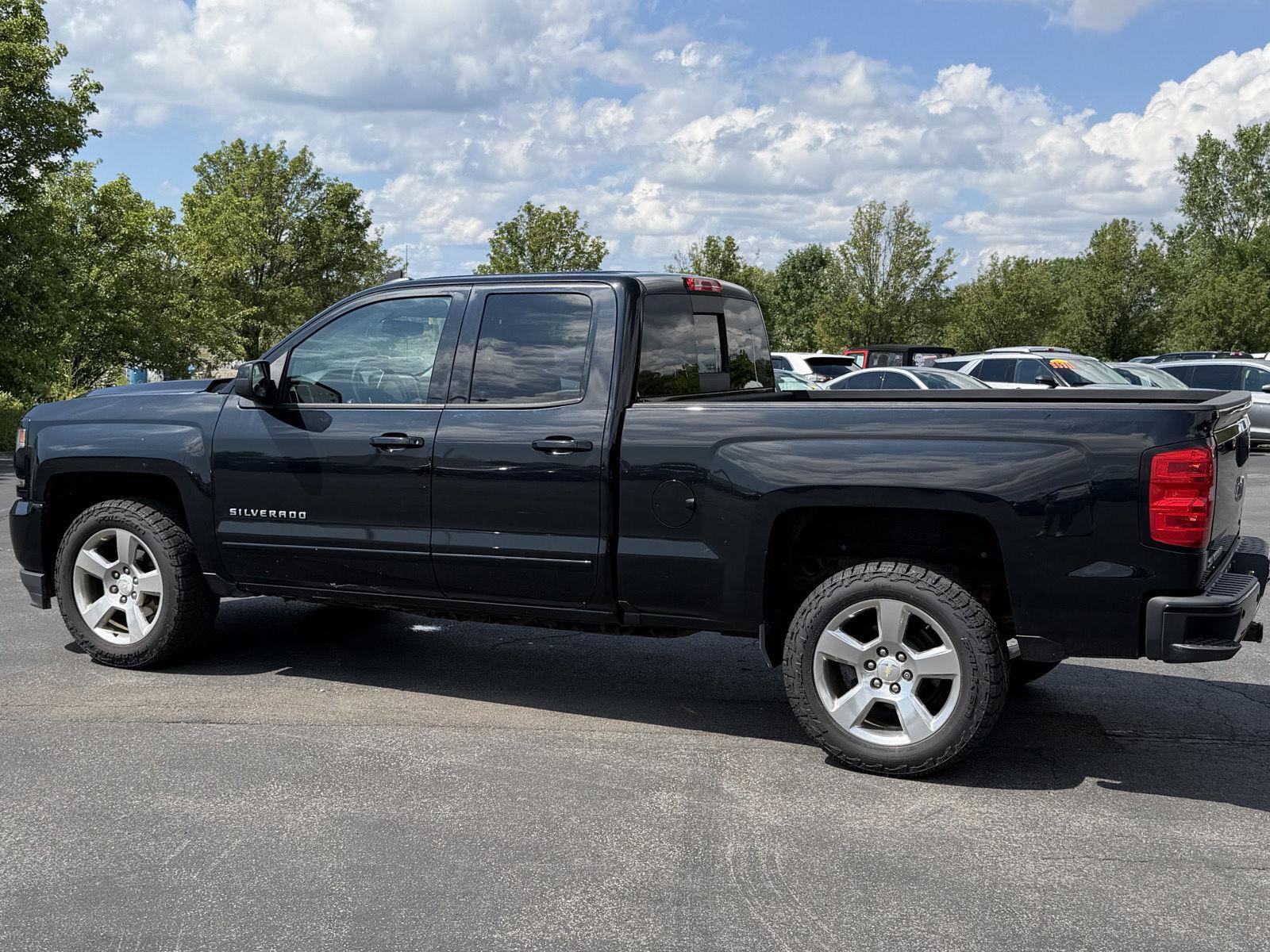 Used 2018 Black Chevrolet LT image 5