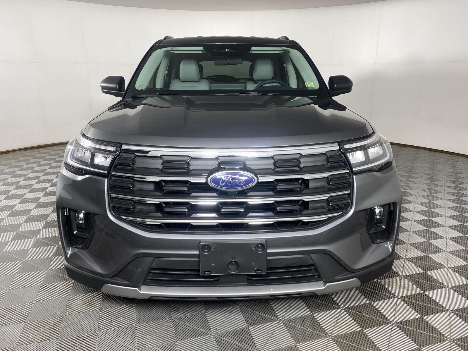 New 2026 Carbonized Gray Metallic Ford Active image 5