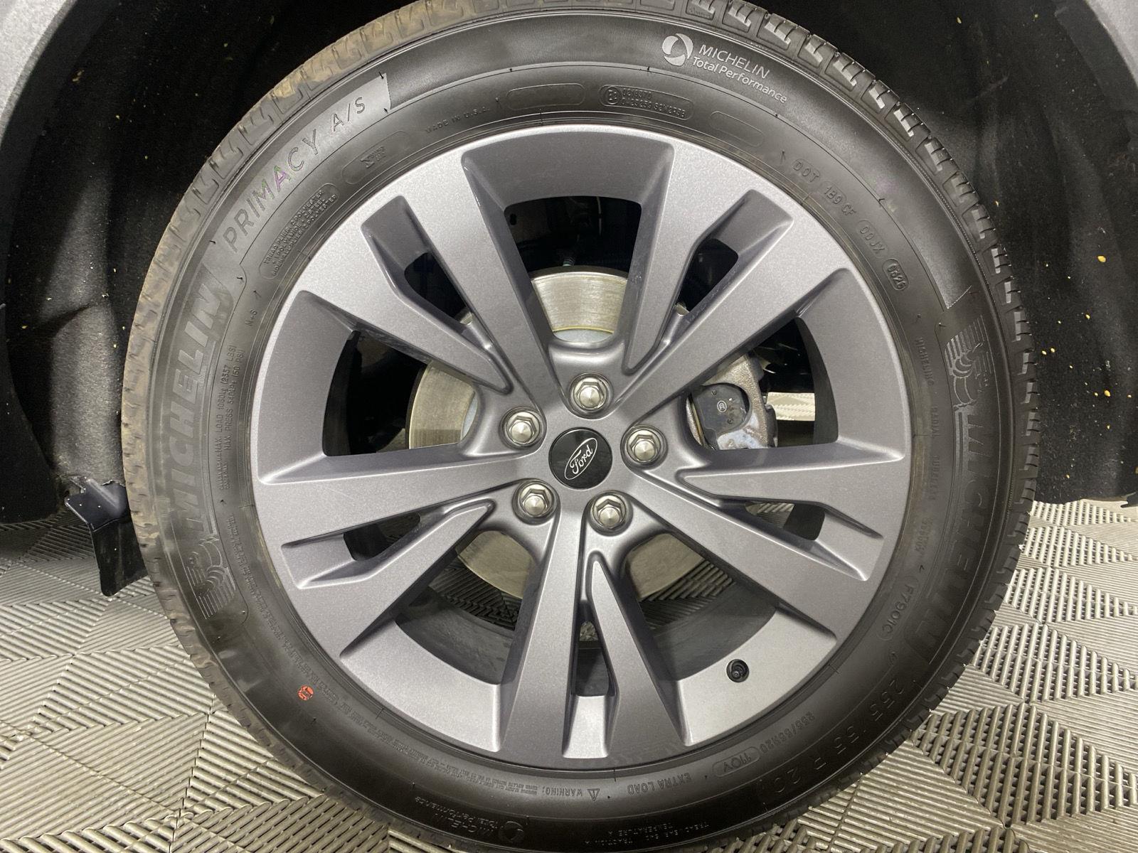New 2026 Carbonized Gray Metallic Ford Active image 12