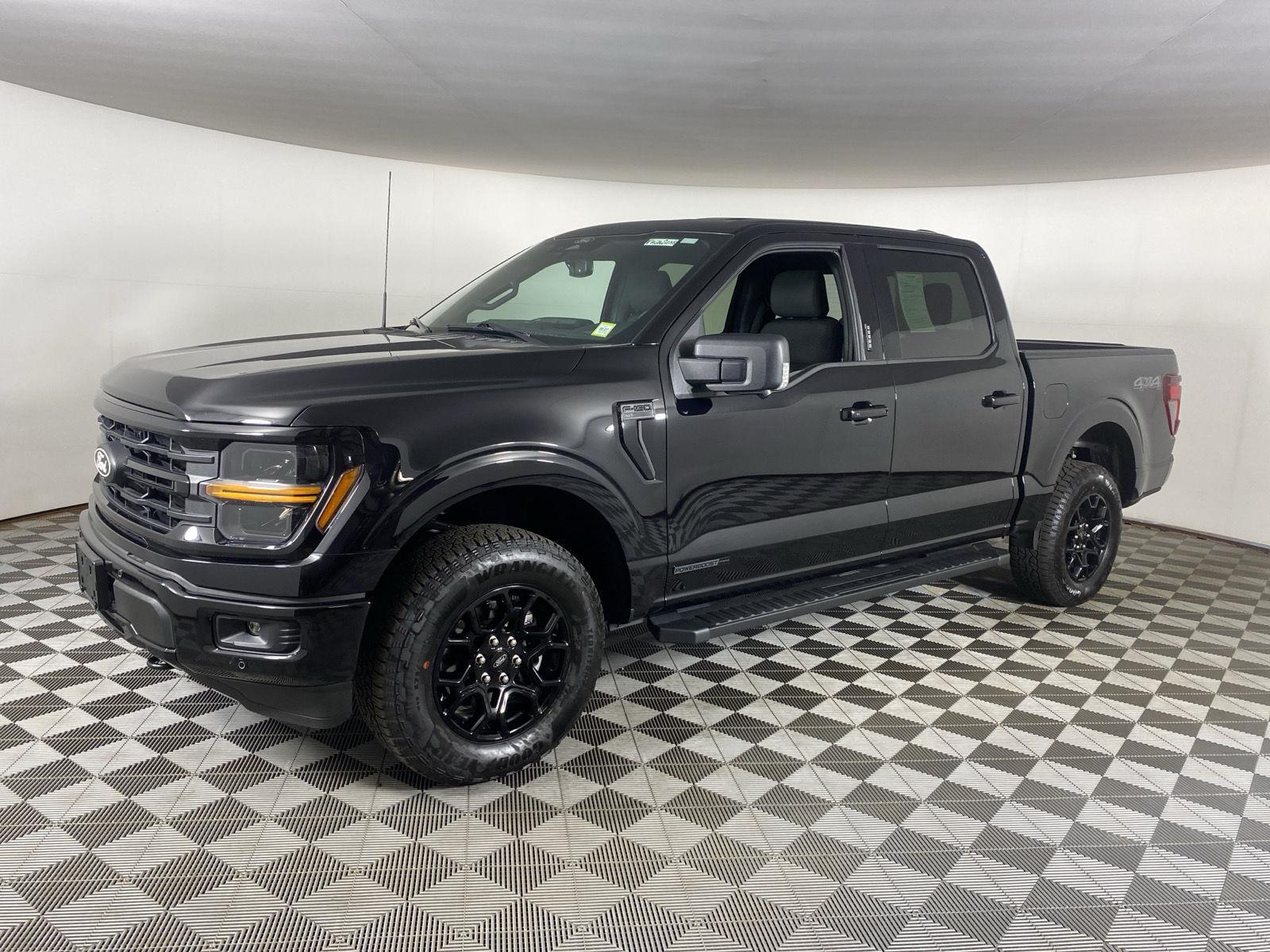New 2026 Agate Black Ford XLT image 3