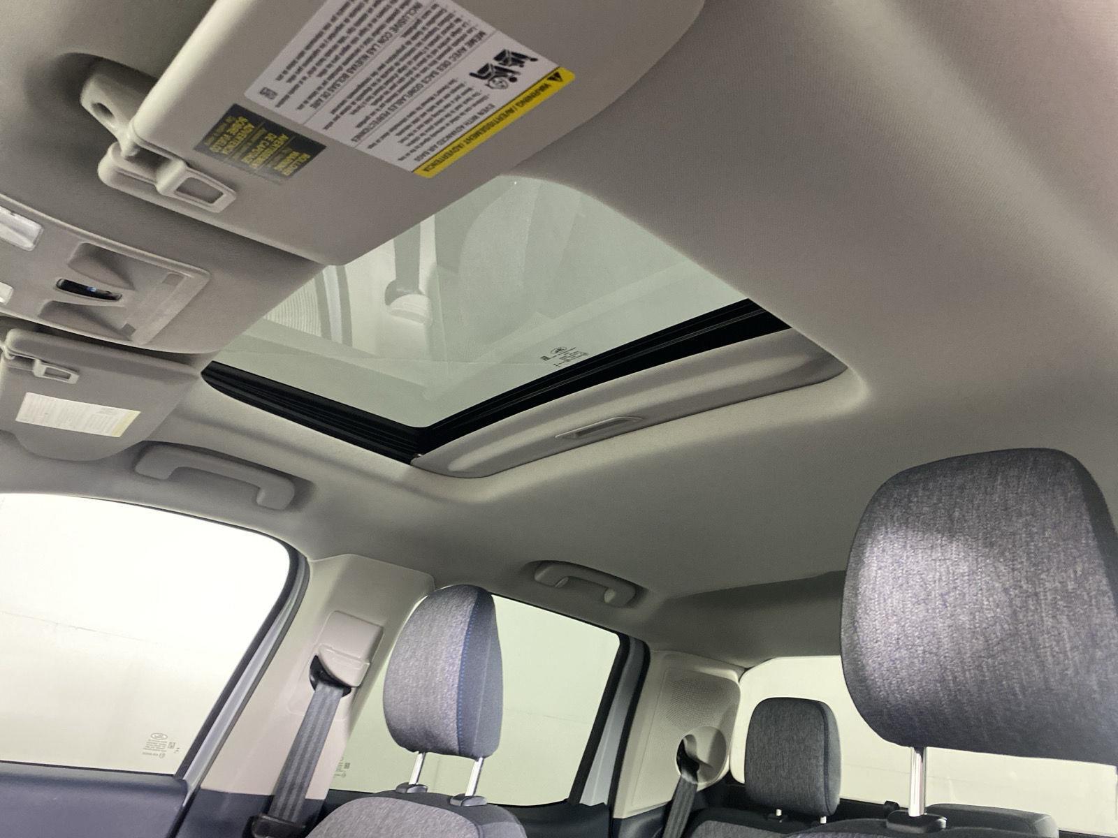 New 2025 Space White Ford XLT image 22