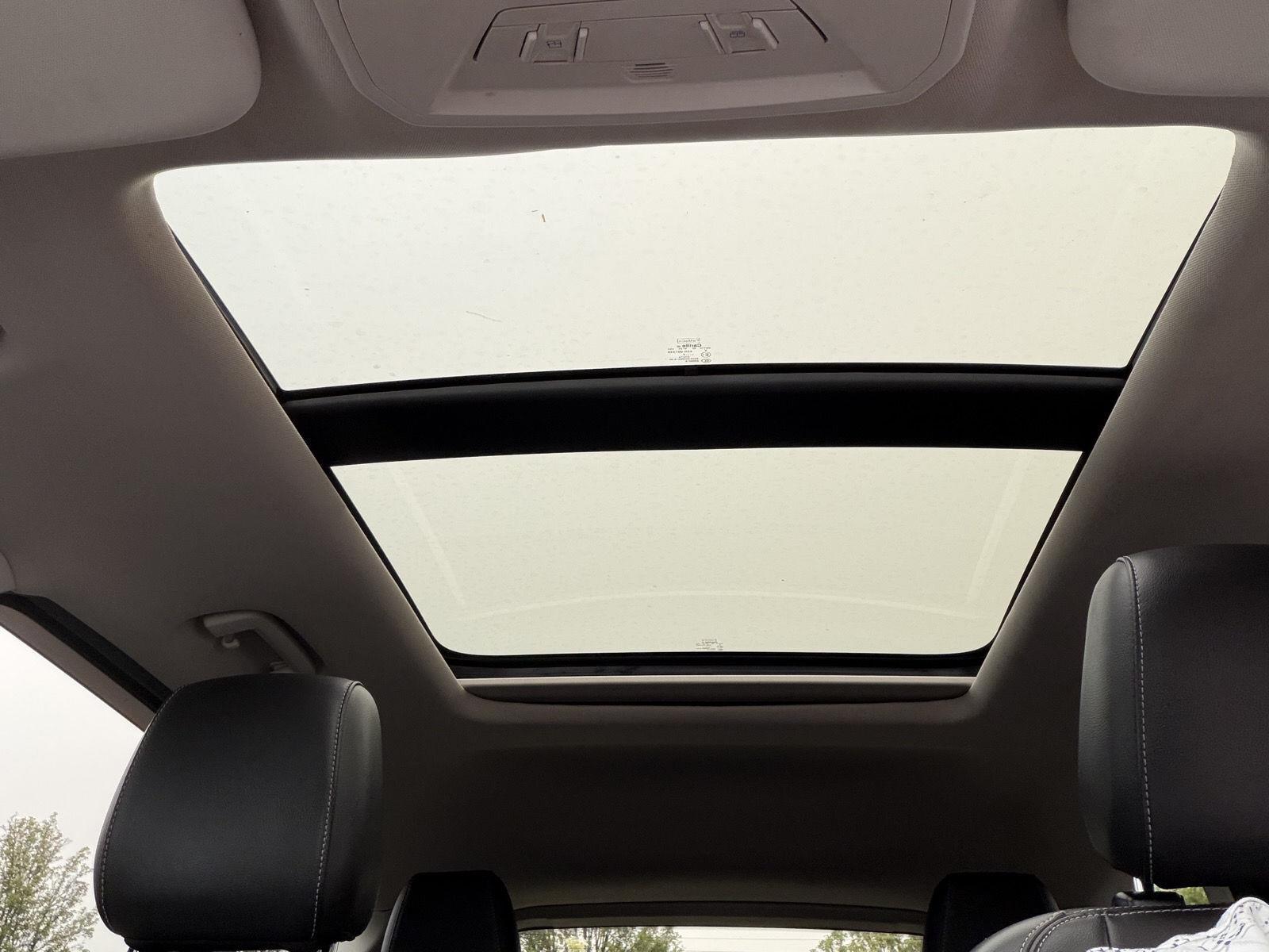 Used 2019 Agate Black Ford SEL image 7
