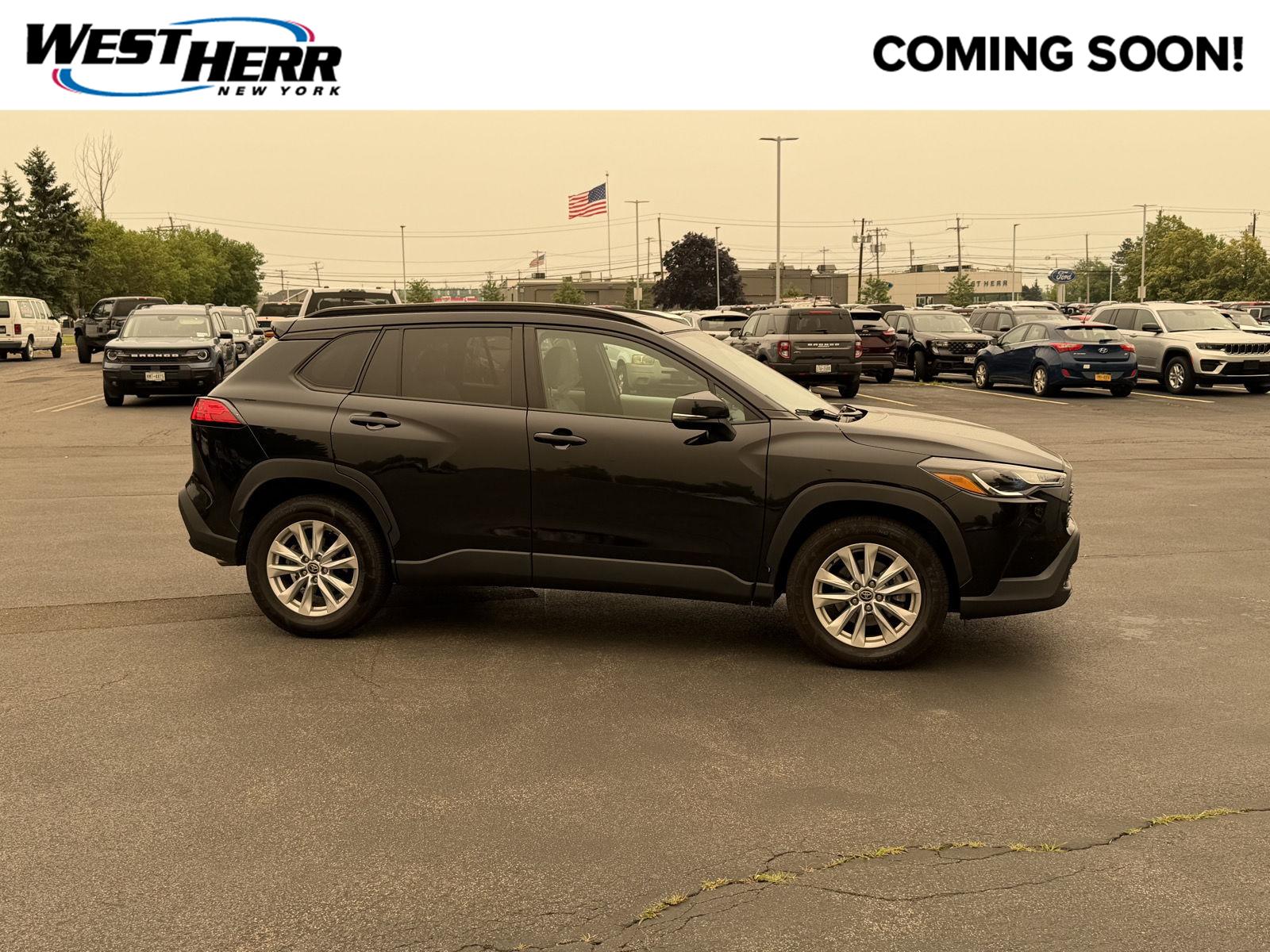  2023 Toyota Corolla Cross LE AWD   