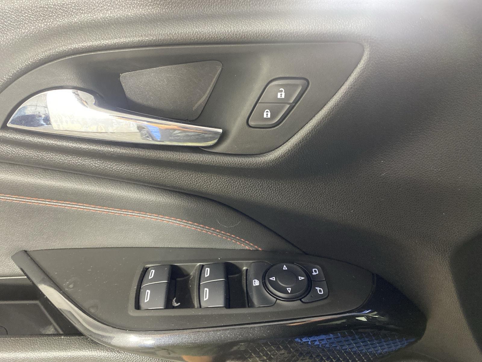 Used 2024 Fountain Blue Chevrolet 2RS image 11