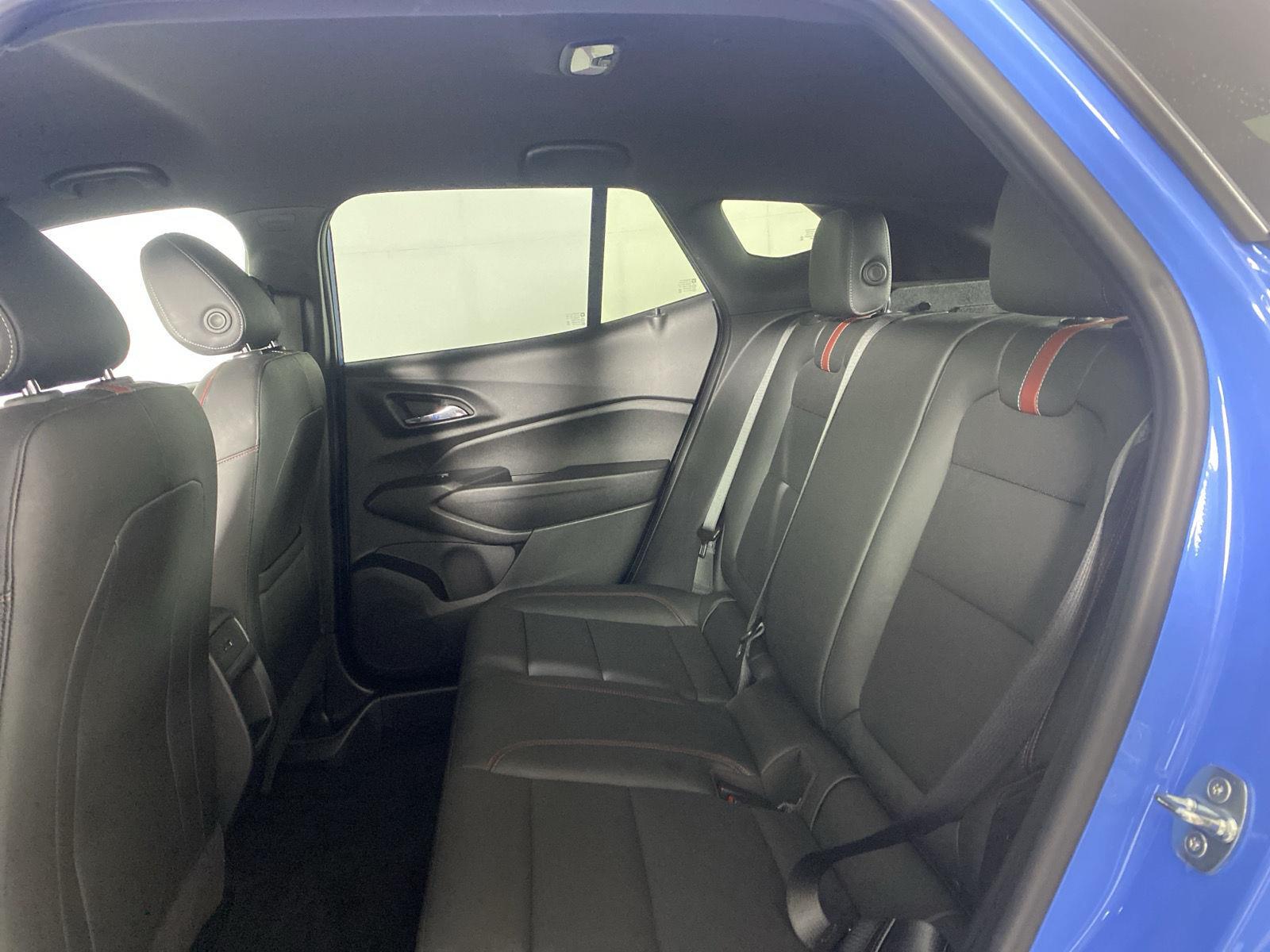 Used 2024 Fountain Blue Chevrolet 2RS image 21