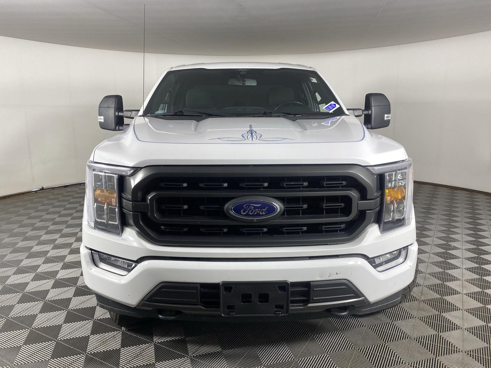 Used 2021 Oxford White Ford XLT image 5