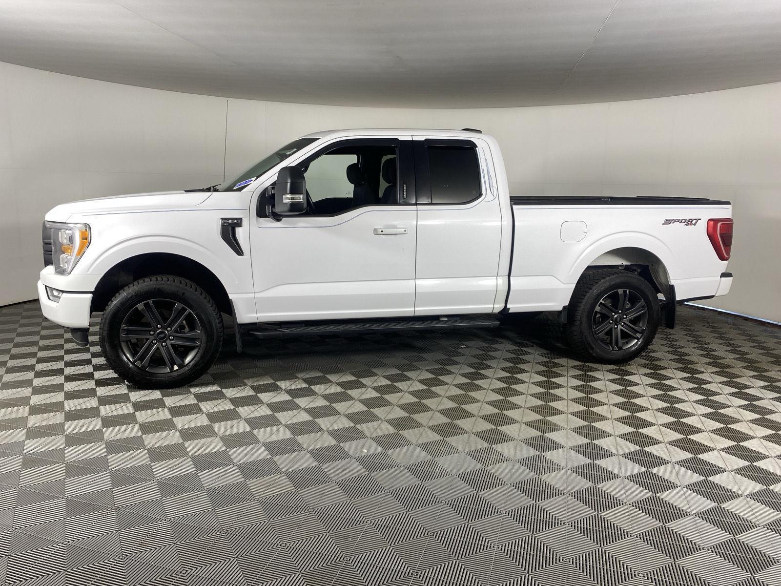 Used 2021 Oxford White Ford XLT image 7