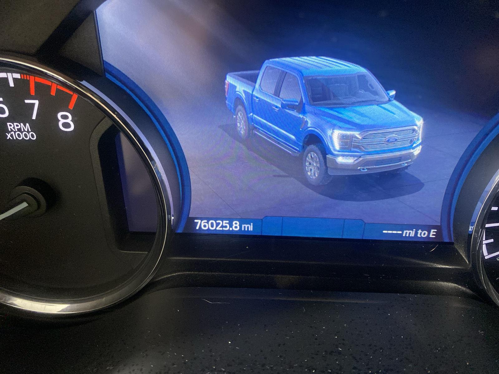 Used 2021 Oxford White Ford XLT image 16