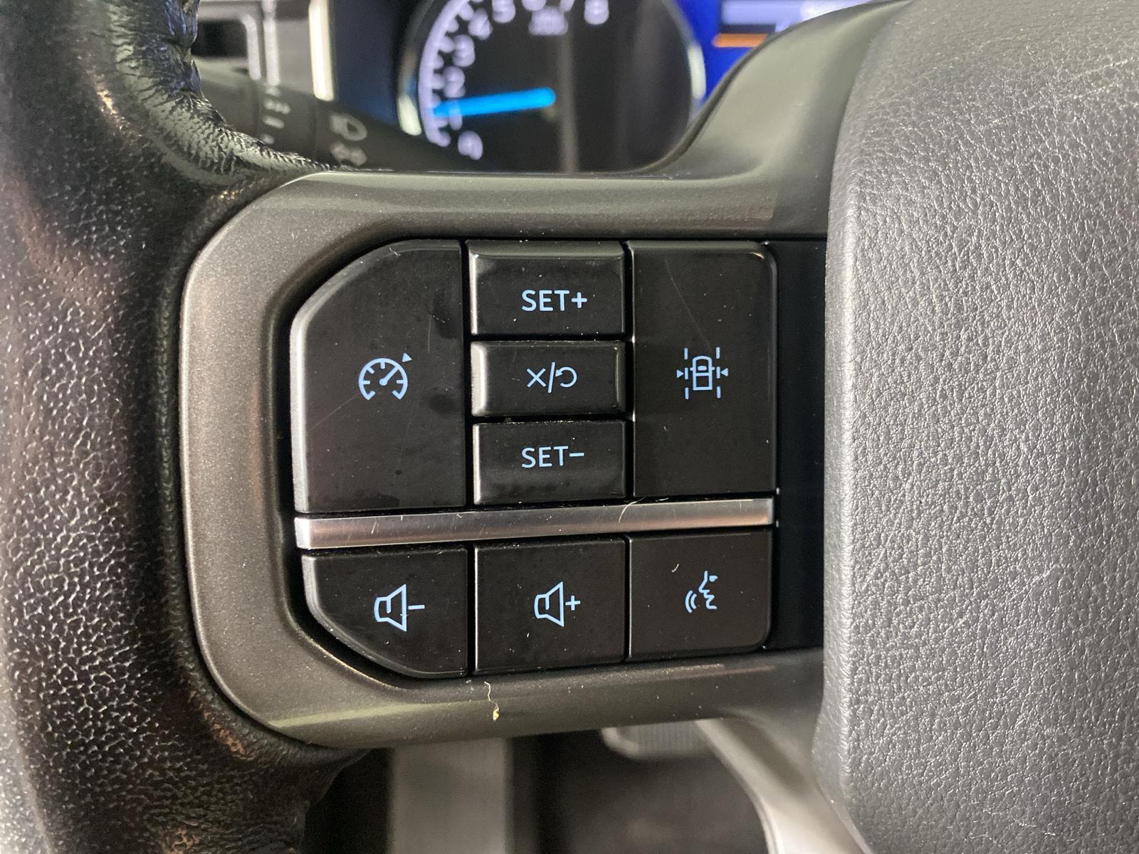 Used 2021 Oxford White Ford XLT image 18
