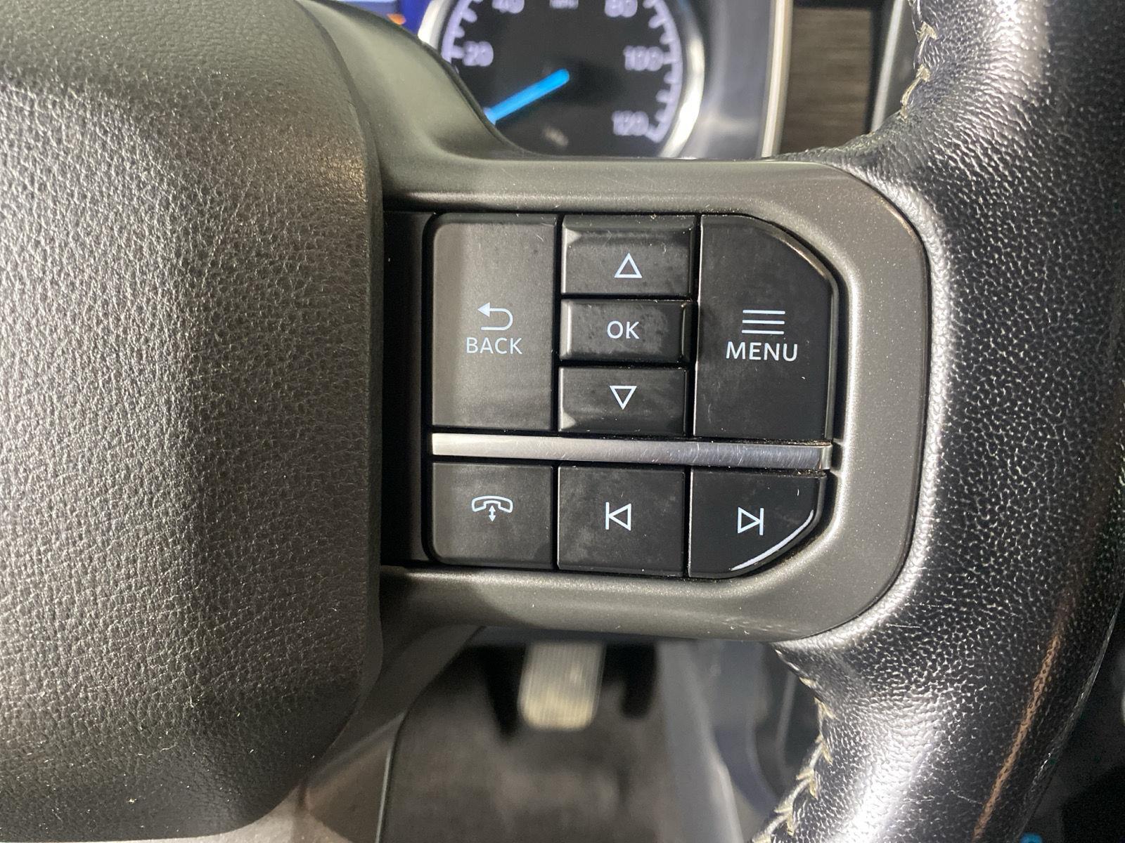 Used 2021 Oxford White Ford XLT image 19