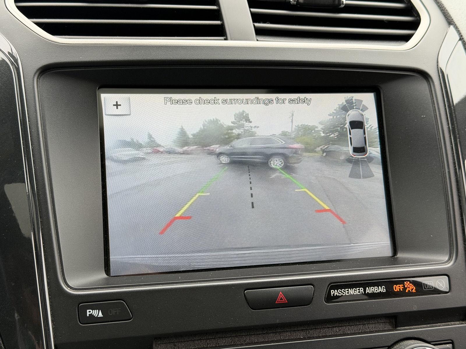 Used 2018 Shadow Black Ford XLT image 10