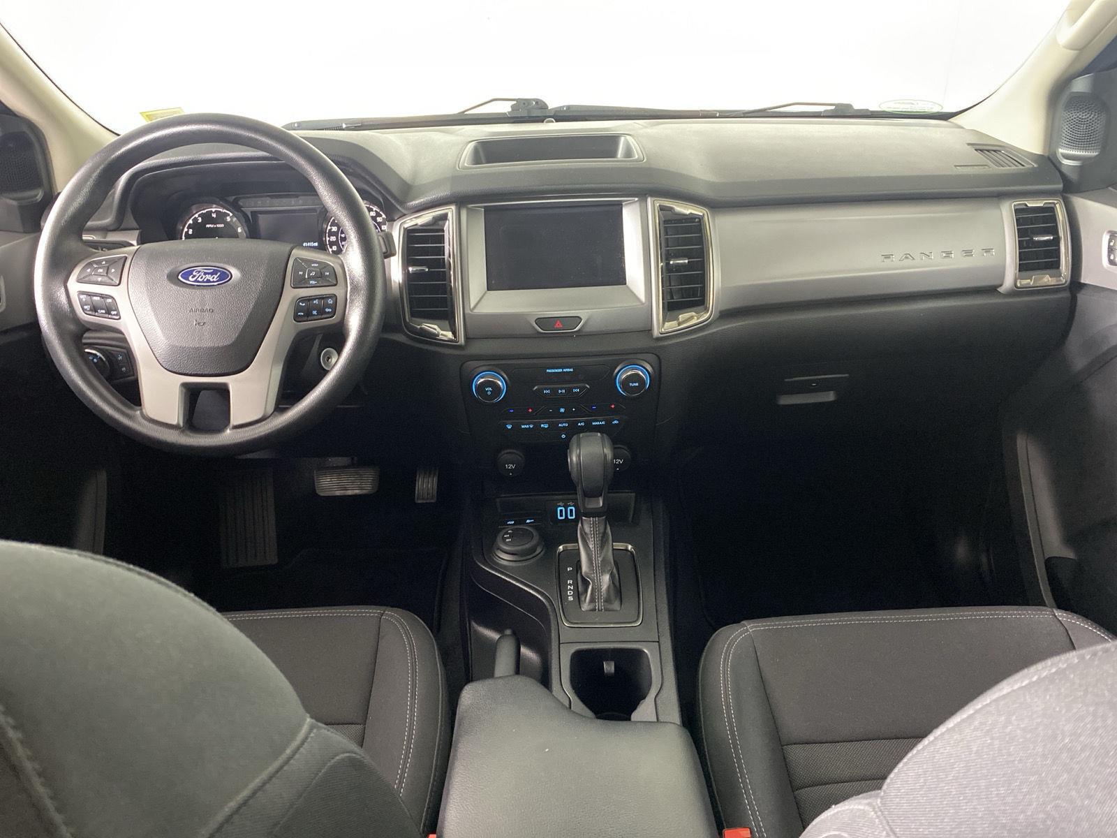 Used 2023 Oxford White Ford XLT image 2