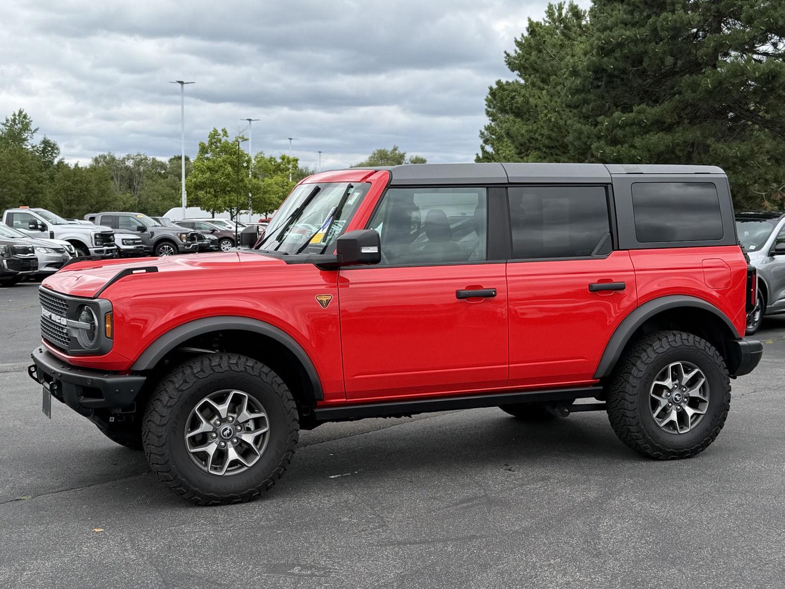 Used 2022 Race Red Ford Badlands image 4