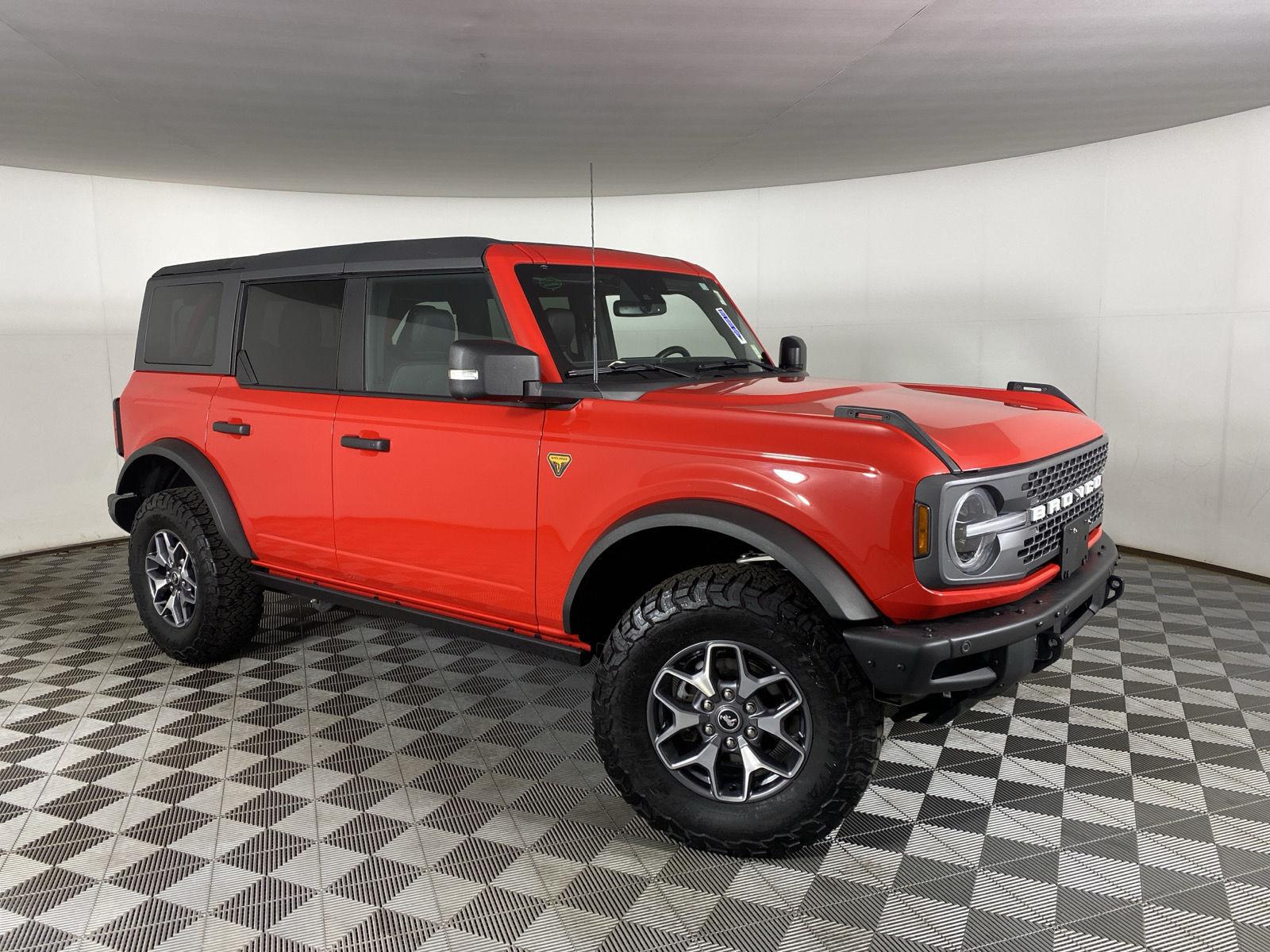 Used 2022 Race Red Ford Badlands image 11