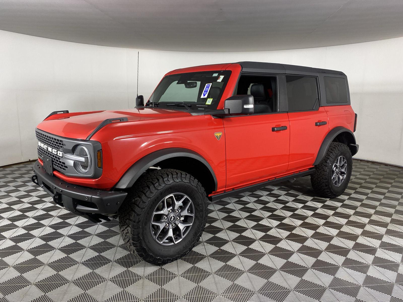 Used 2022 Race Red Ford Badlands image 13