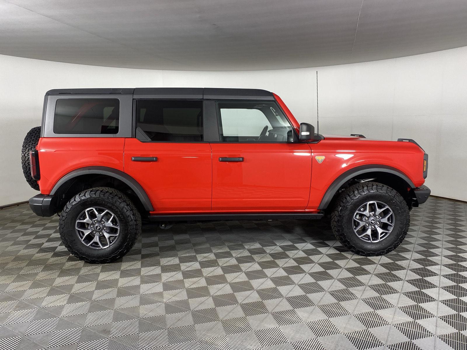 Used 2022 Race Red Ford Badlands image 18