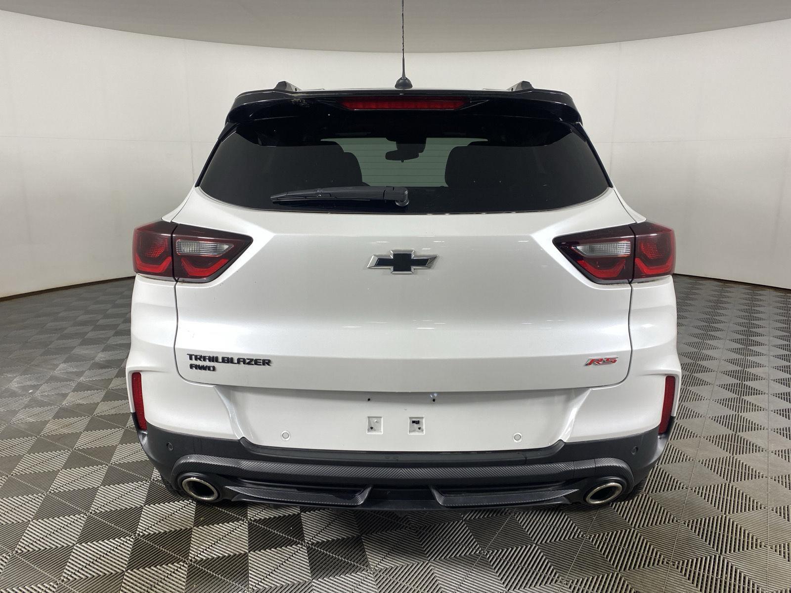 Used 2024 Iridescent Pearl Tricoat Chevrolet RS image 16