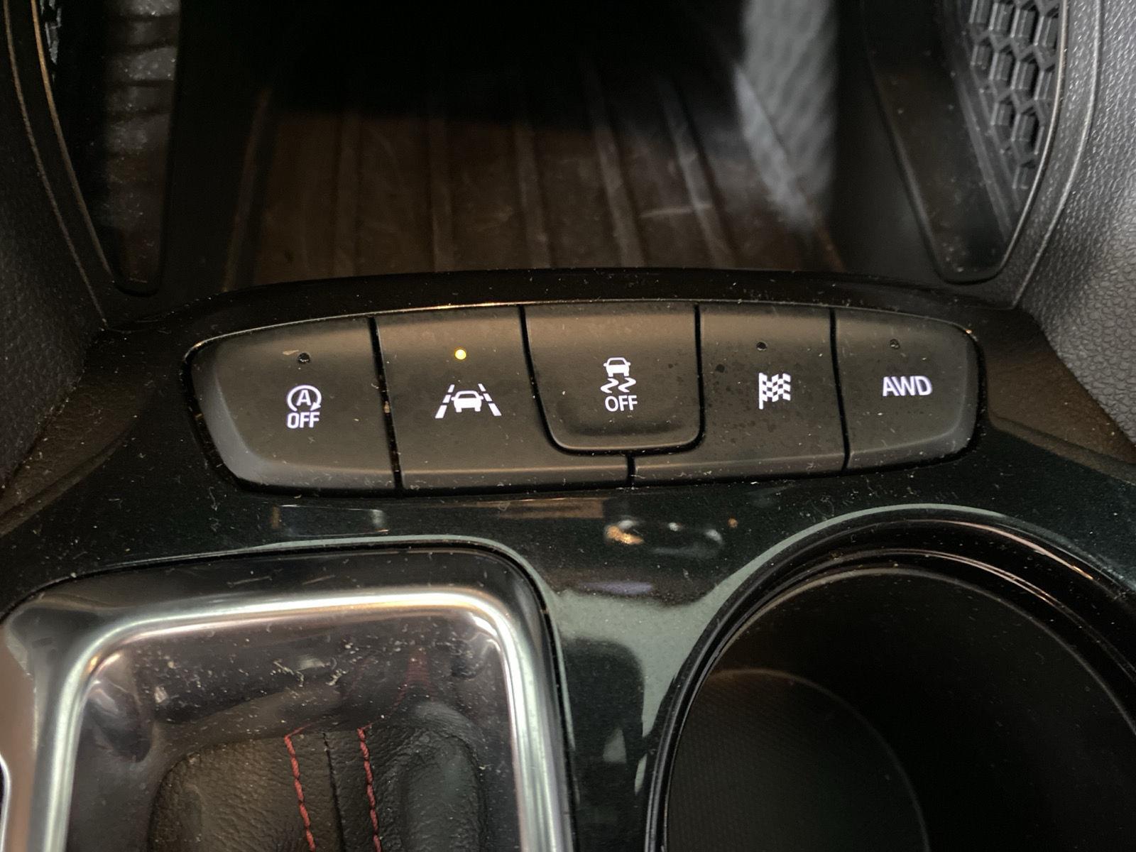 Used 2024 Iridescent Pearl Tricoat Chevrolet RS image 31