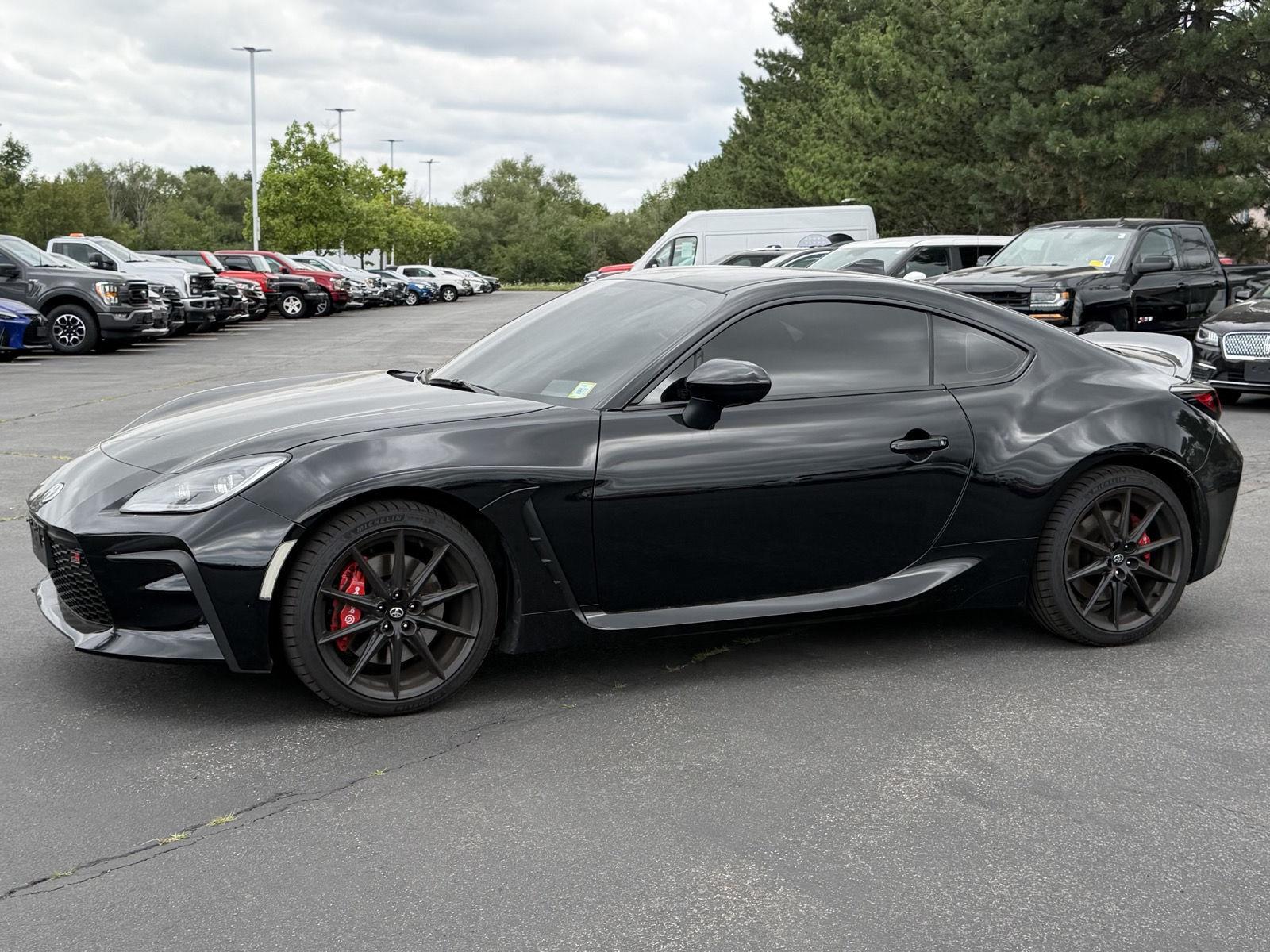 Used 2025 Raven Toyota Premium image 5