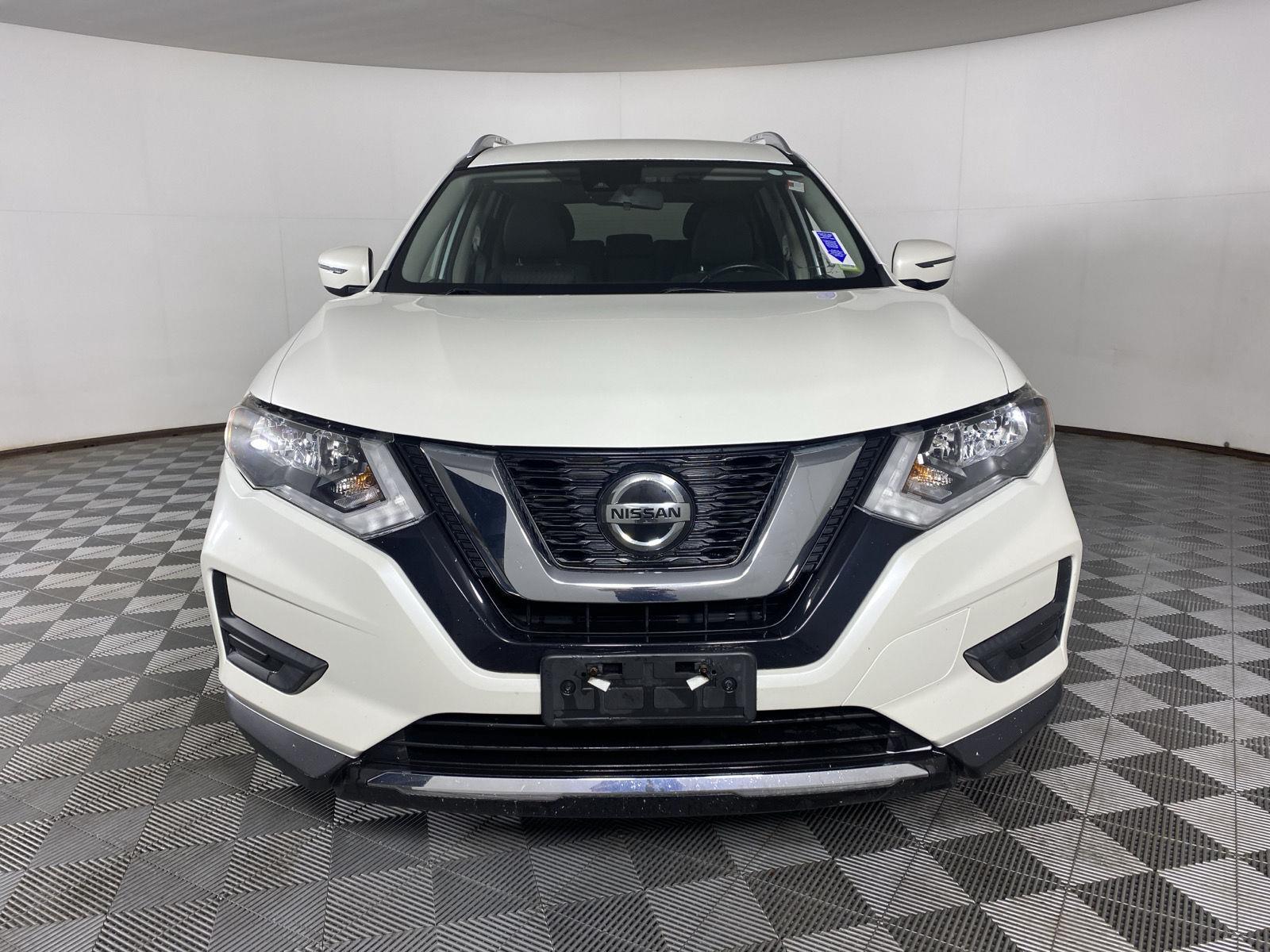 Used 2020 Pearl White Tricoat Nissan SV image 2