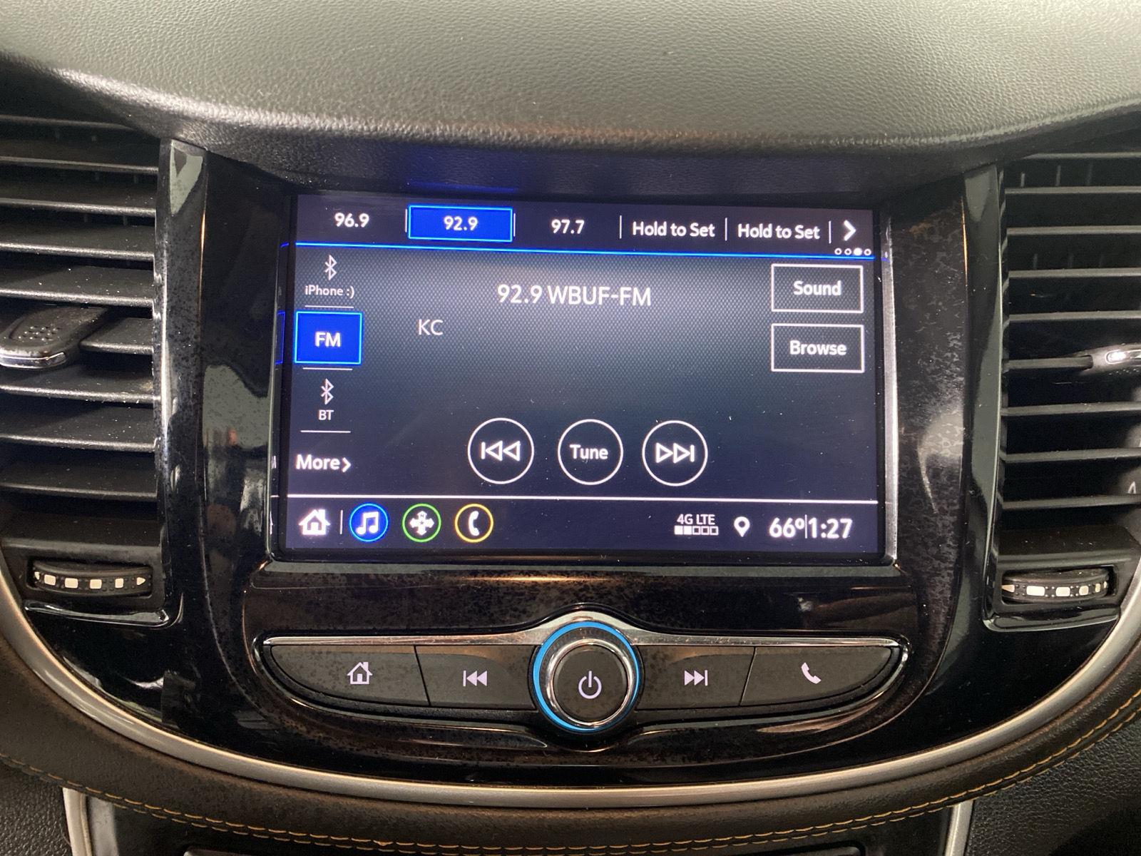 Used 2020 Summit White Chevrolet LS image 25