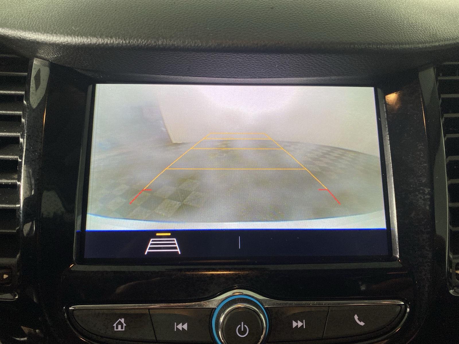 Used 2020 Summit White Chevrolet LS image 26