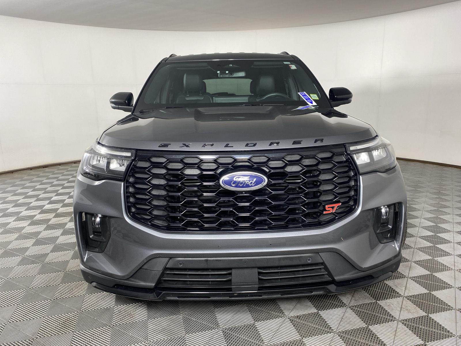 Used 2025 Carbonized Gray Ford ST image 12