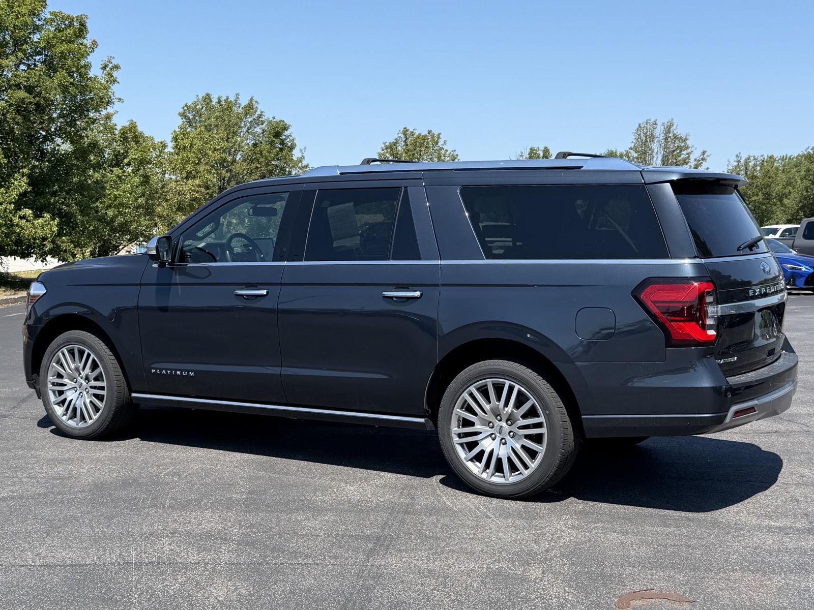 Used 2023 Stone Blue Ford Platinum image 6