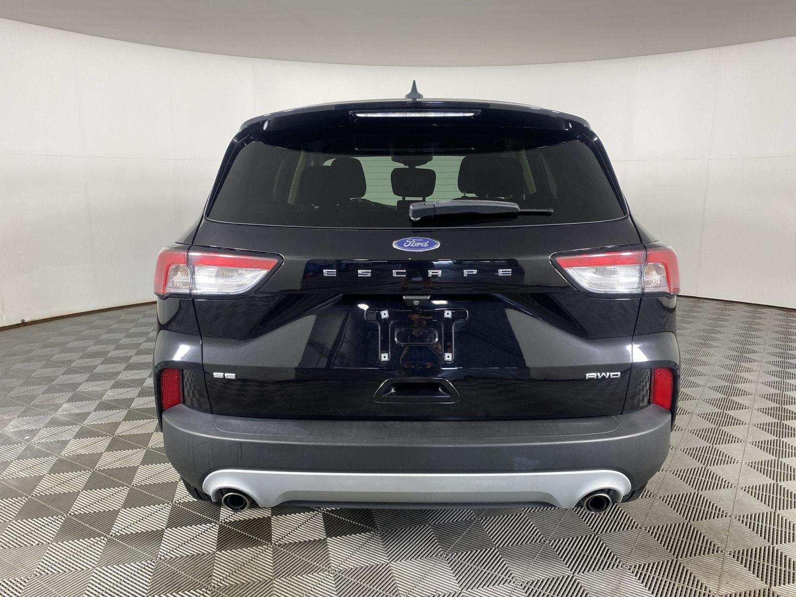 Used 2021 Agate Black Ford SE image 9