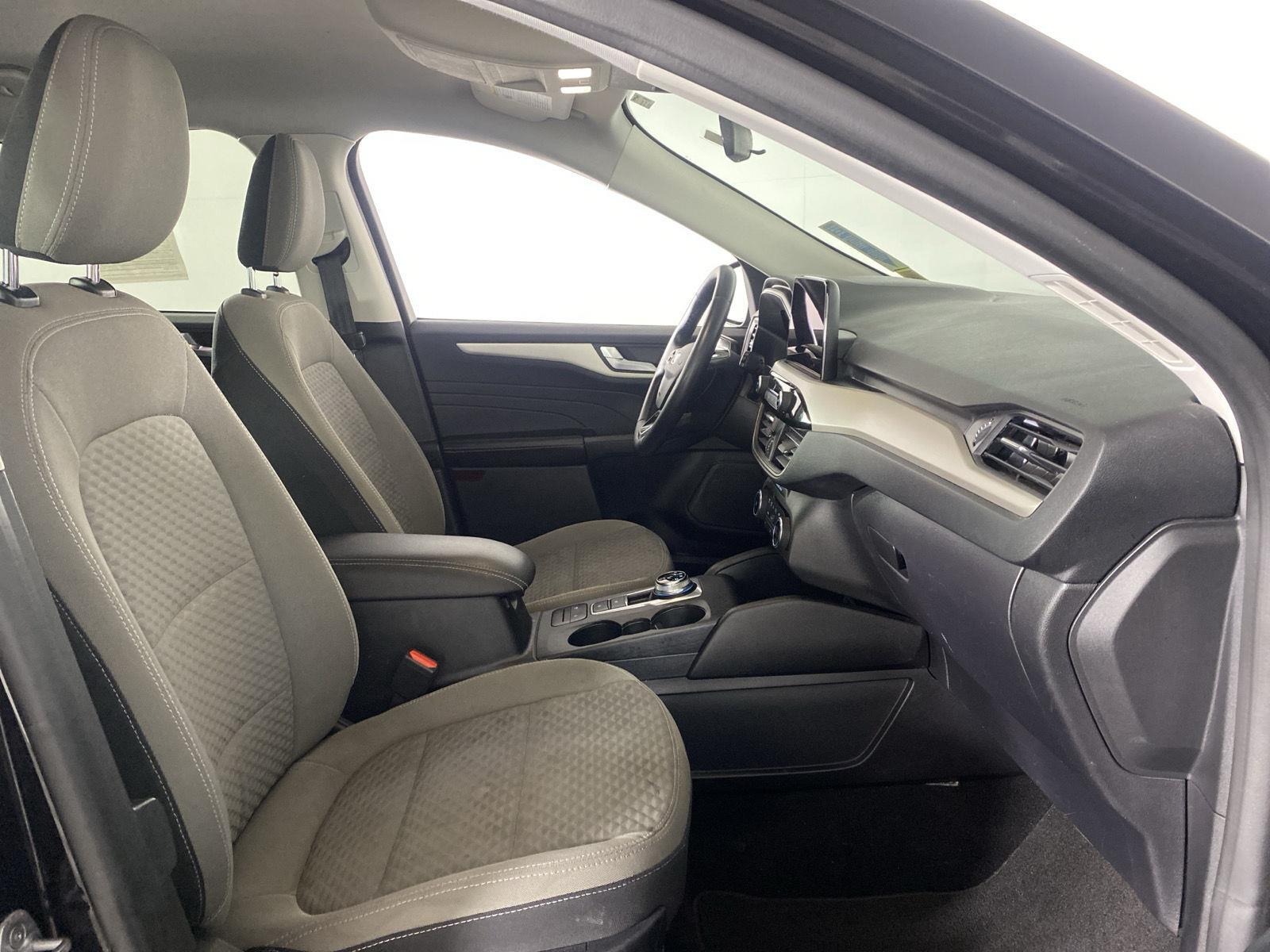 Used 2021 Agate Black Ford SE image 27