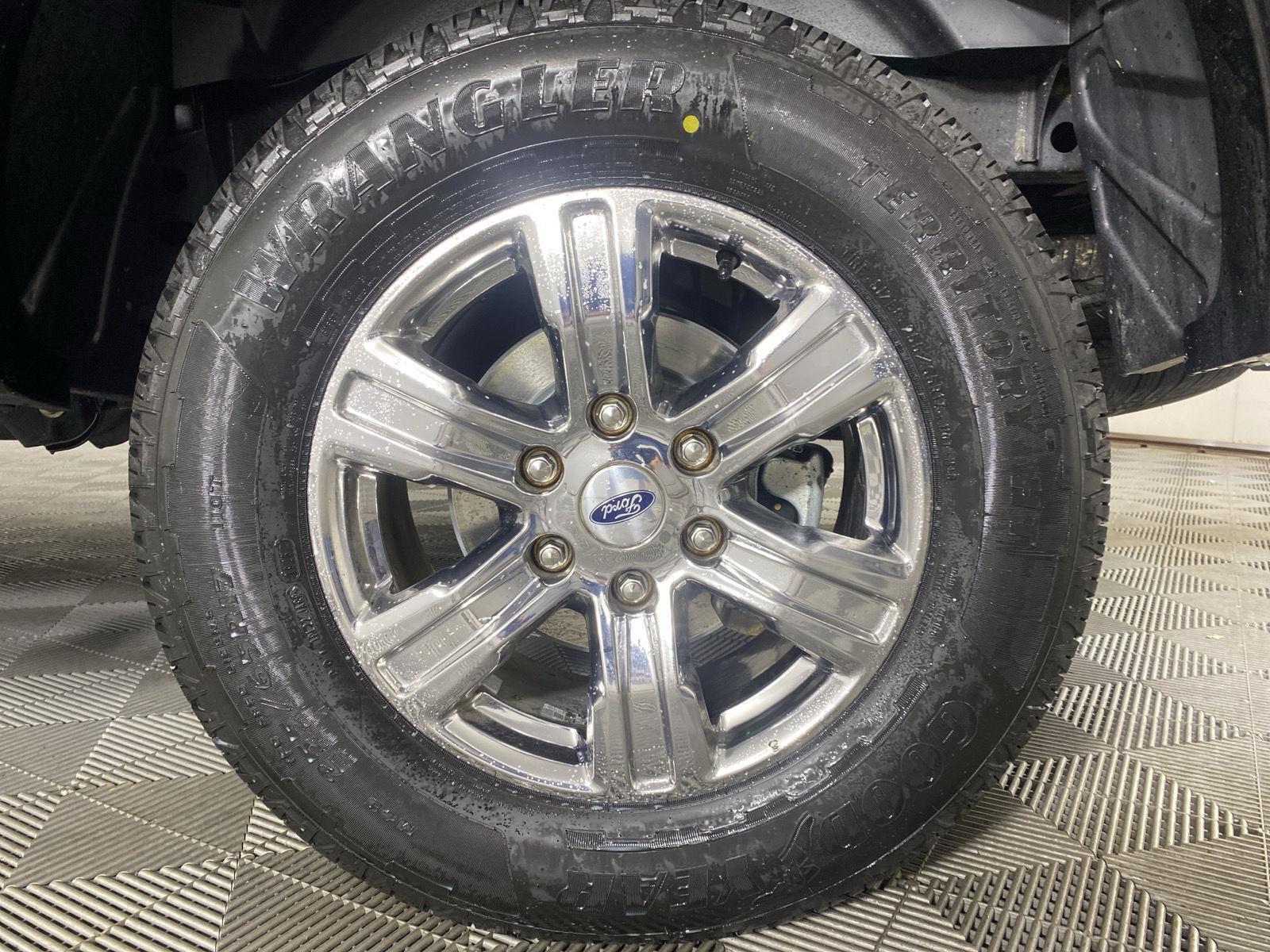 Used 2023 Shadow Black Ford XLT image 12