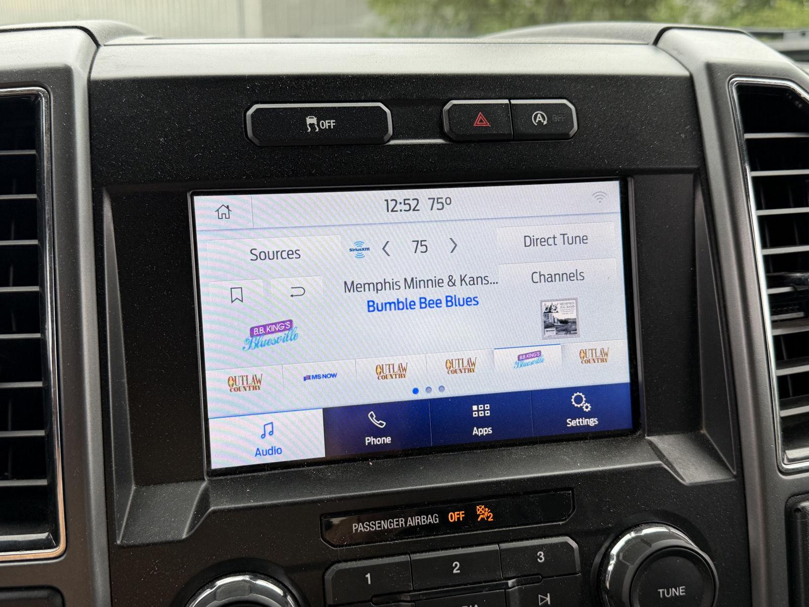 Used 2020 Blue Jeans Ford XLT image 7