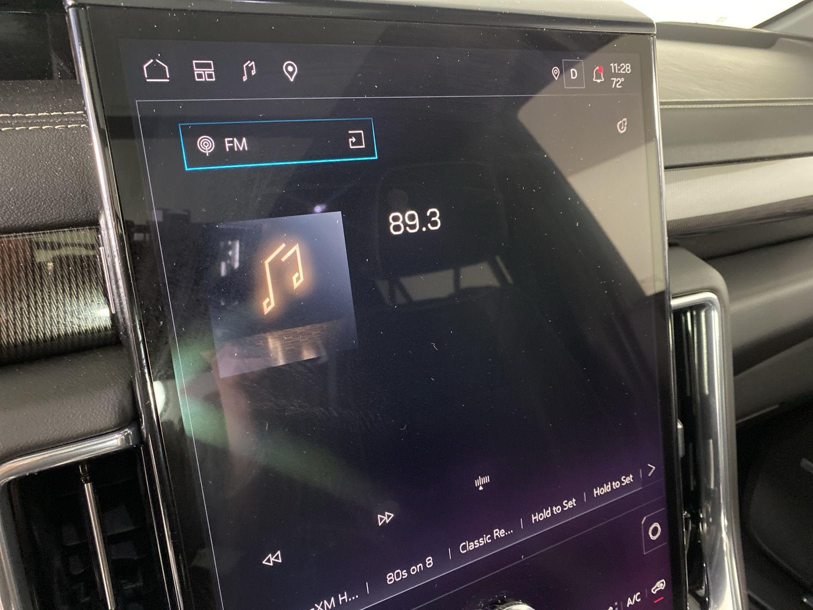 Used 2025 Summit White GMC Elevation image 21