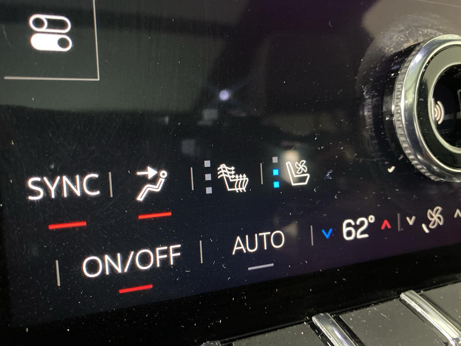 Used 2025 Summit White GMC Elevation image 24