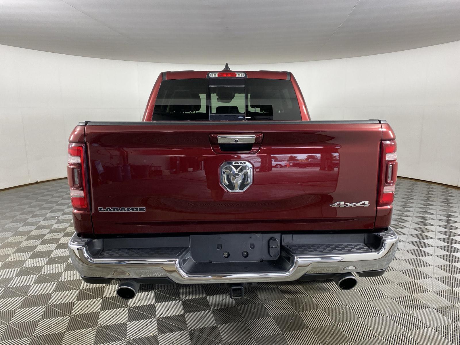 Used 2022 Delmonico Red Pearlcoat Ram Laramie image 9