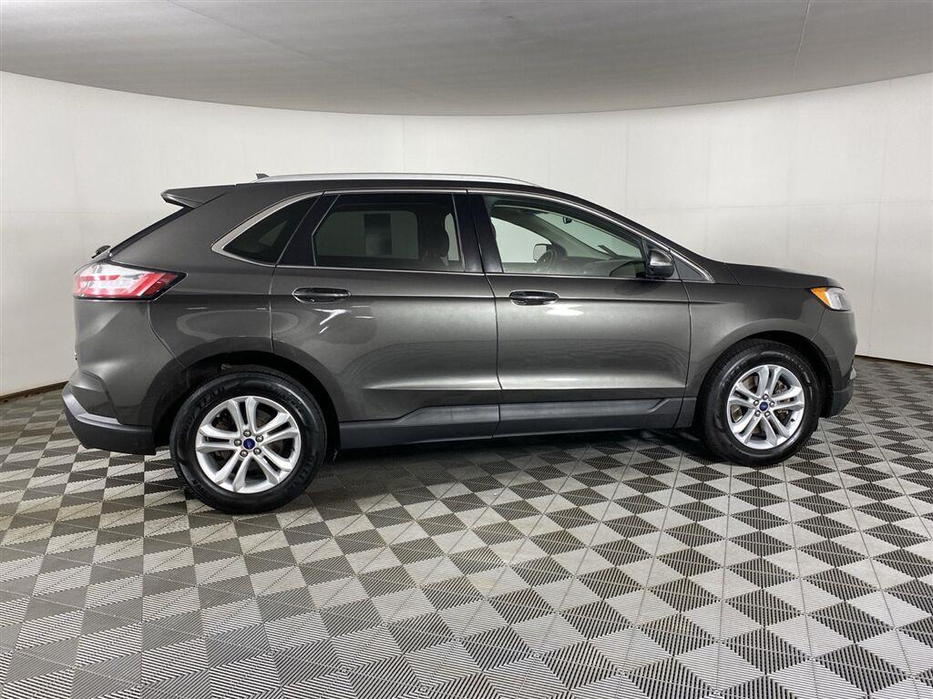 Used 2019 Magnetic Ford SEL image 11