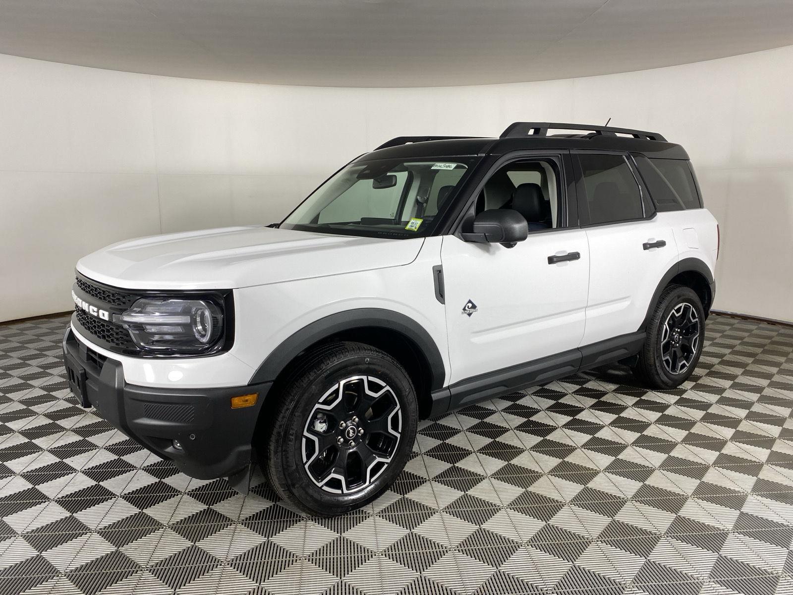 New 2026 Oxford White Ford Outer Banks image 3