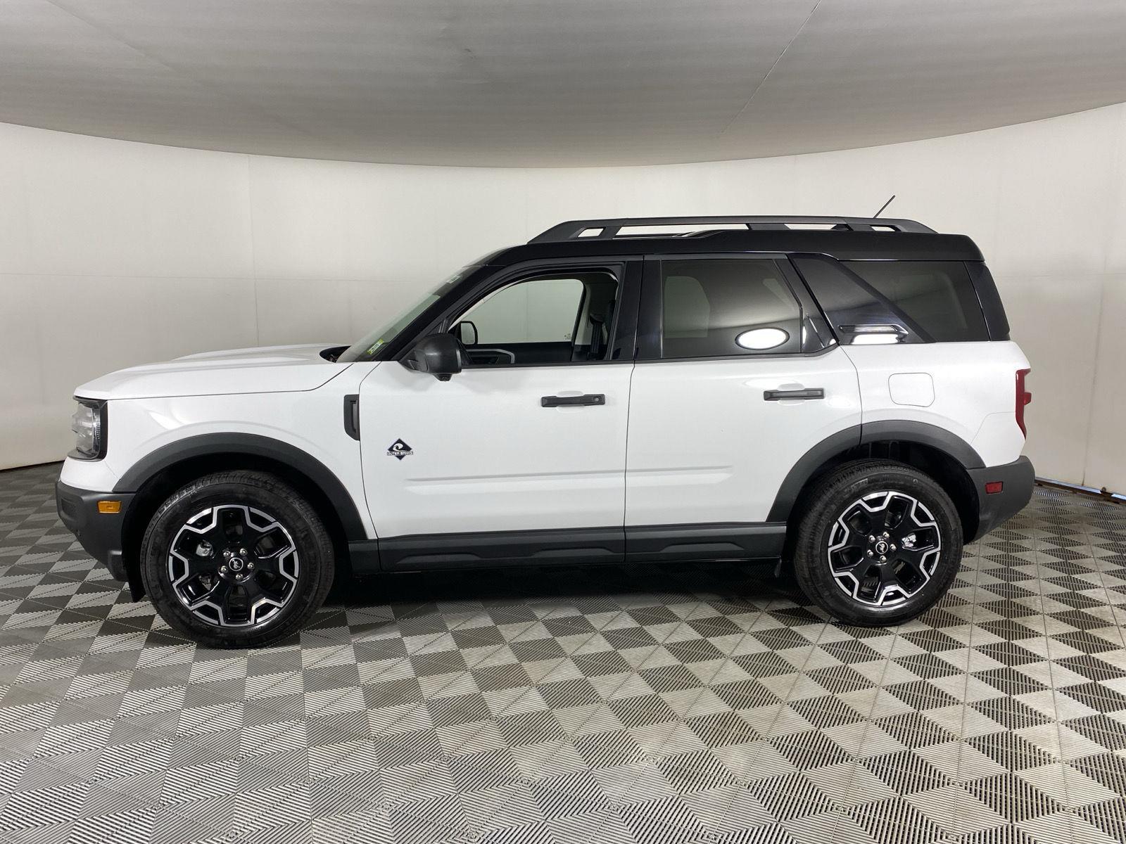 New 2026 Oxford White Ford Outer Banks image 4