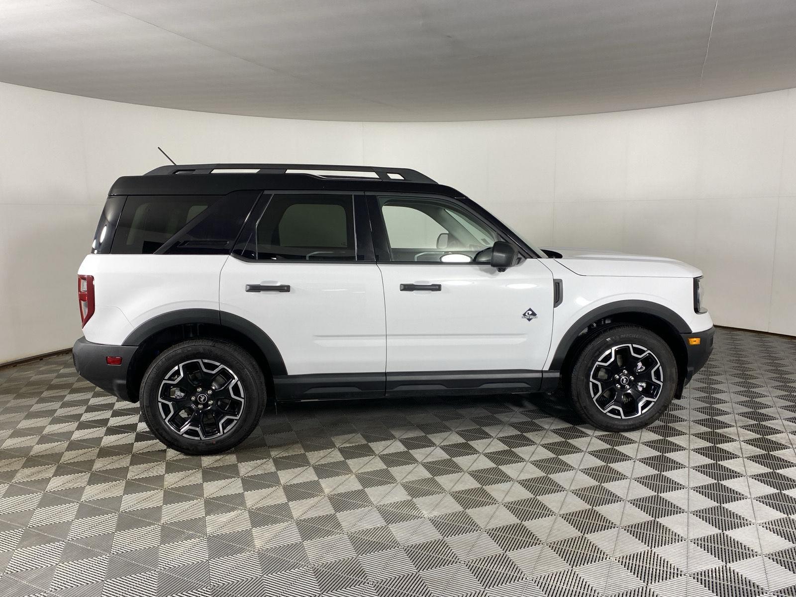New 2026 Oxford White Ford Outer Banks image 8