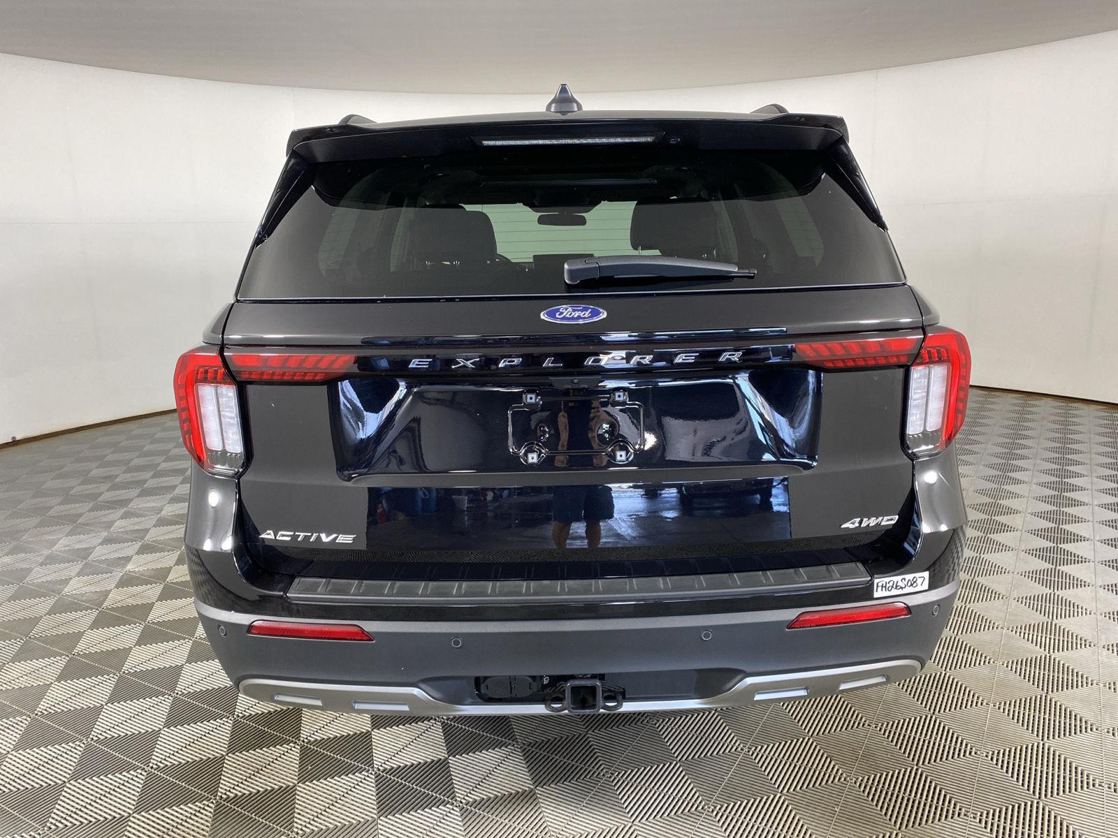 New 2026 Agate Black Ford Active w/200A Pkg image 6