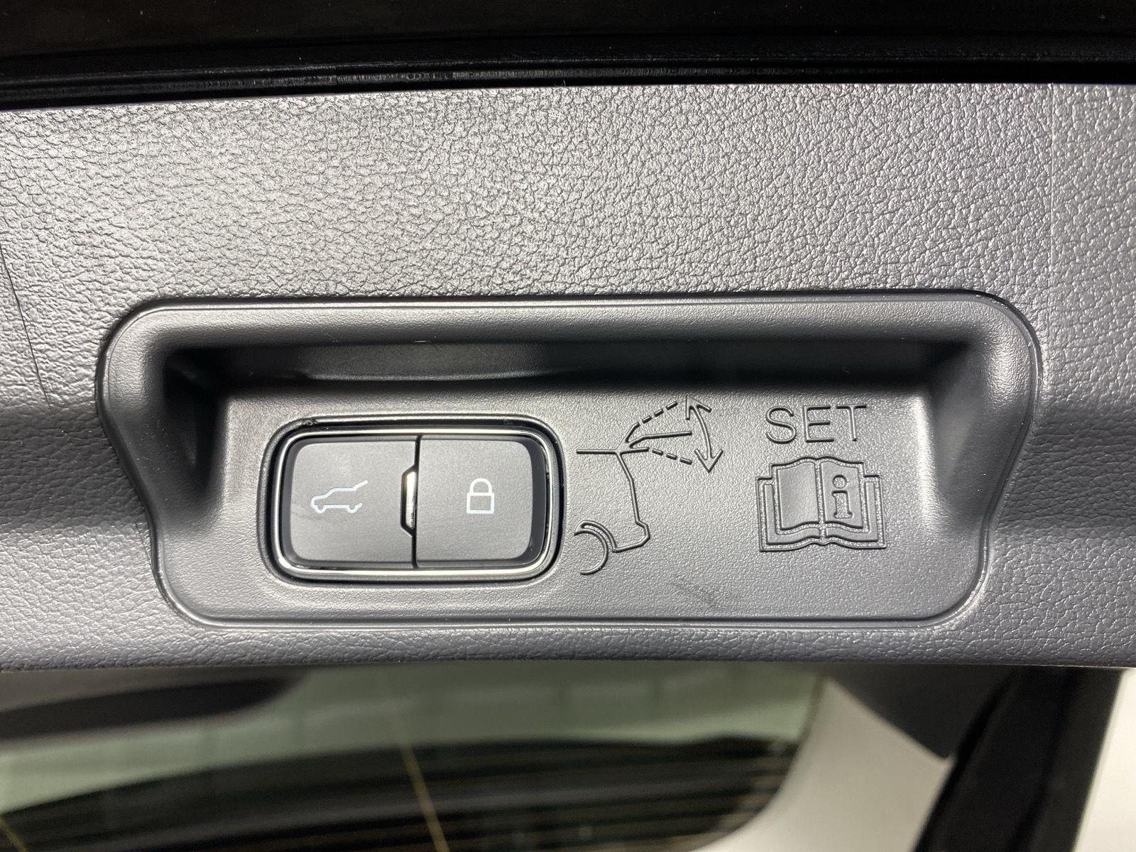 New 2026 Agate Black Ford Active w/200A Pkg image 28