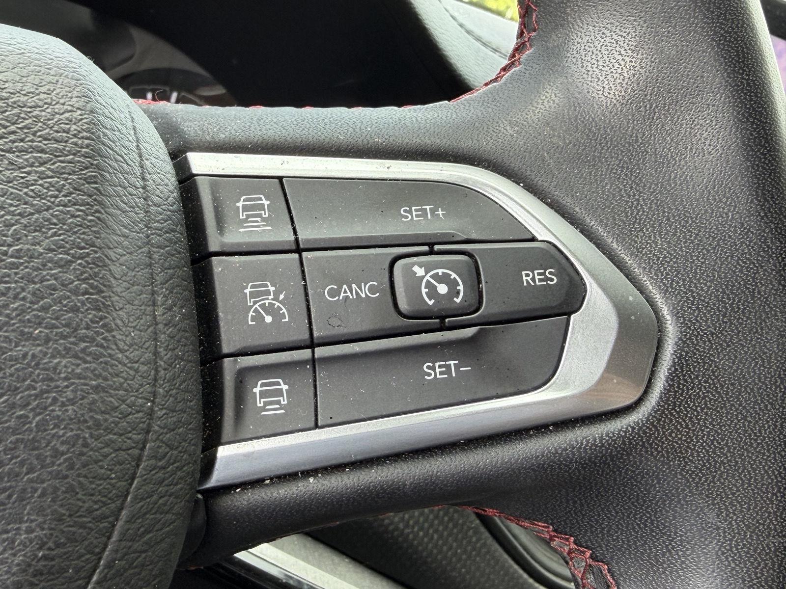 Used 2024 Red Hot Pearlcoat Jeep Trailhawk image 10