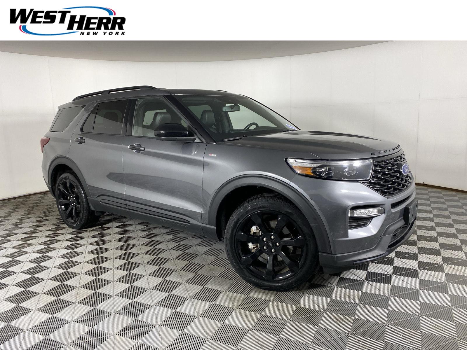  2023 Ford Explorer ST-Line AWD   