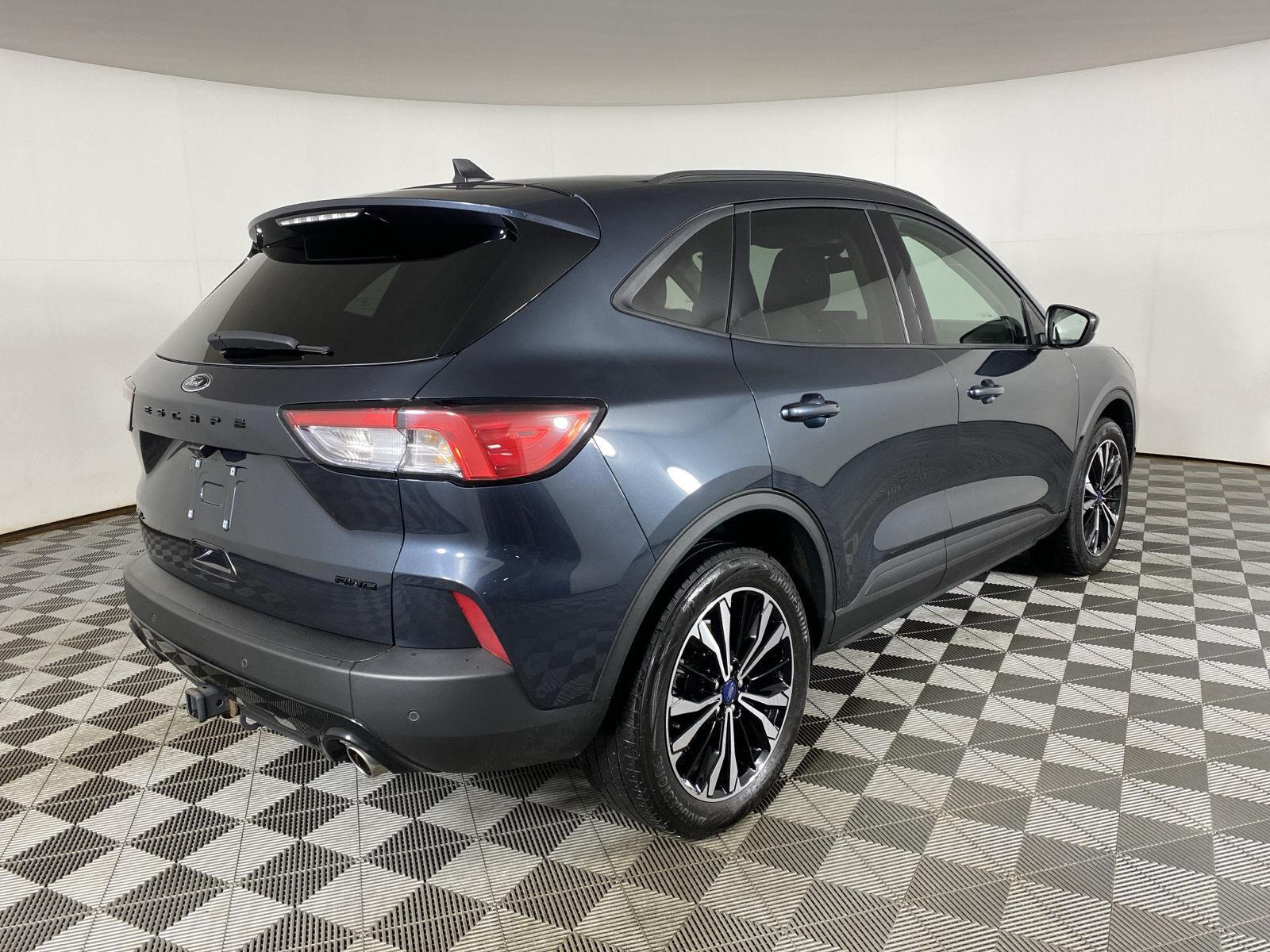 Used 2022 Stone Blue Metallic Ford SEL image 10